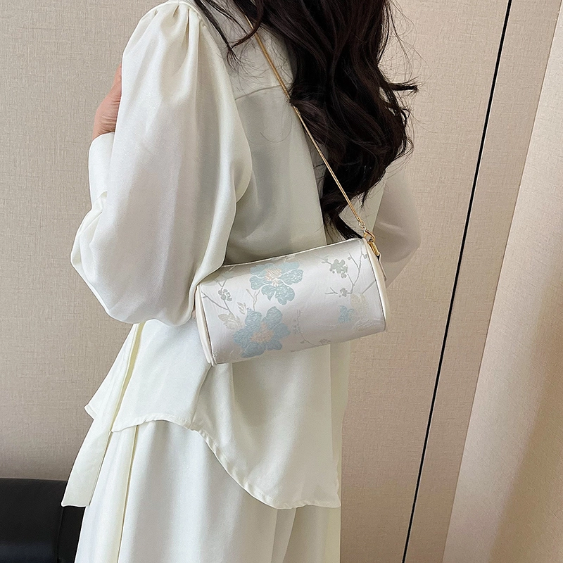 辛巴赫 新中式国风潮流高颜值百搭气质优雅甜美小众设计感 涤纶 波士顿包斜挎单肩包 常规 女款 多色