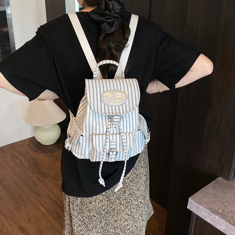 辛巴赫 百搭田园风可爱甜酷小众设计文艺感 尼龙 双肩包 女款 碎花/条纹