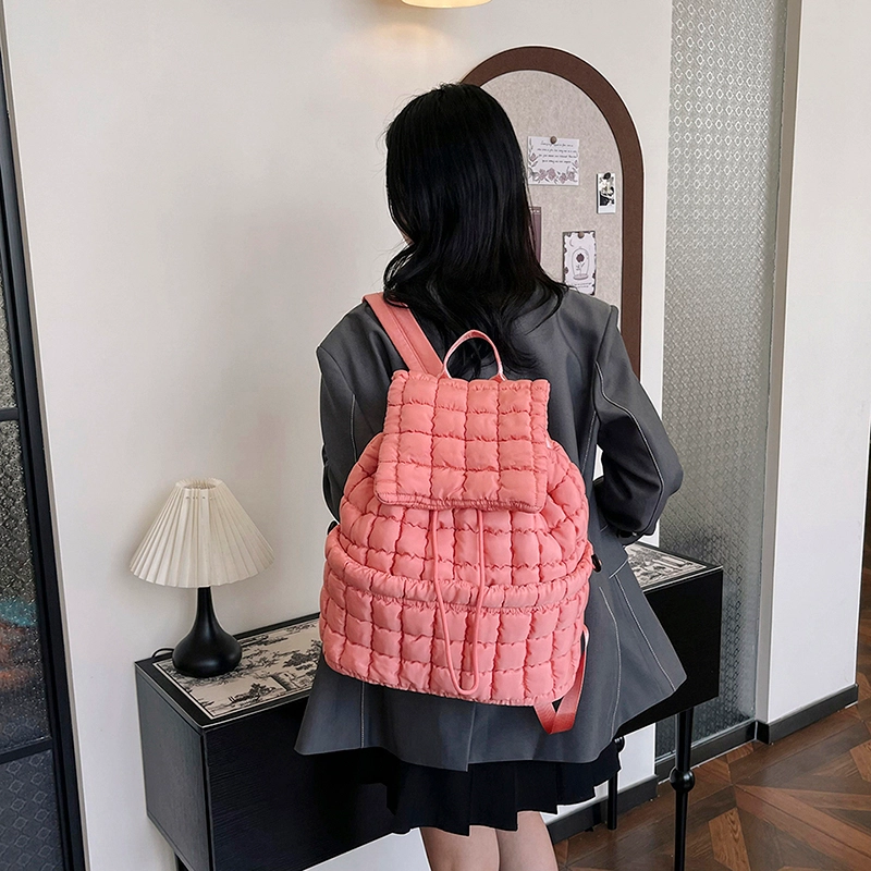 辛巴赫 百搭潮流格子轻便旅游大容量 尼龙 双肩包 常规 女款 多色