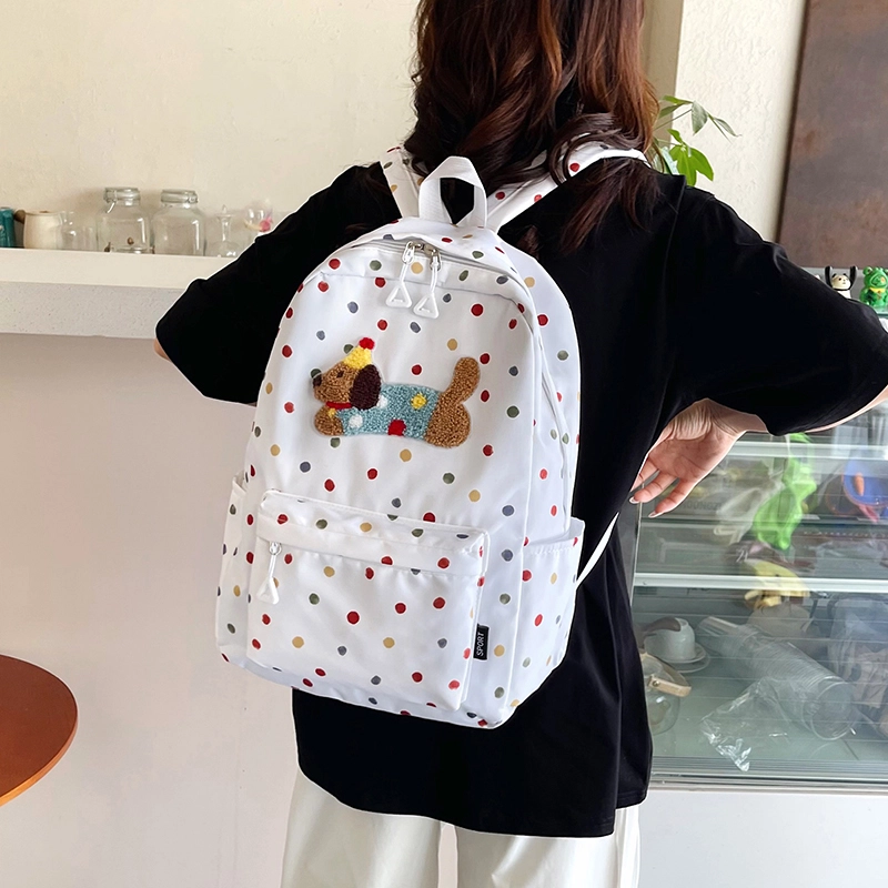 辛巴赫 可爱百搭小众背包小清新少女心甜酷潮流书包日常搭配旅游通勤 尼龙 双肩包 常规 女款 白色