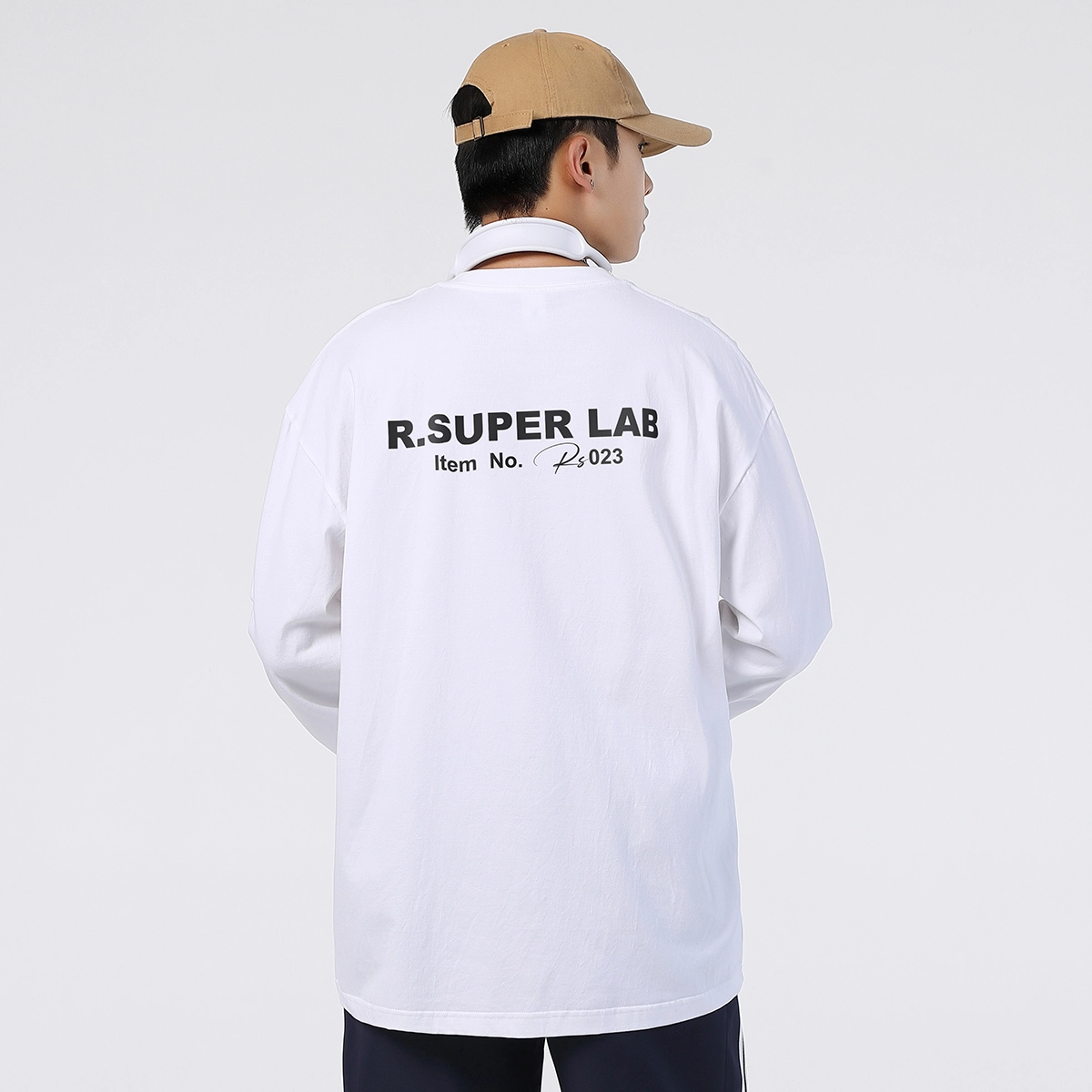 R.super LogoT