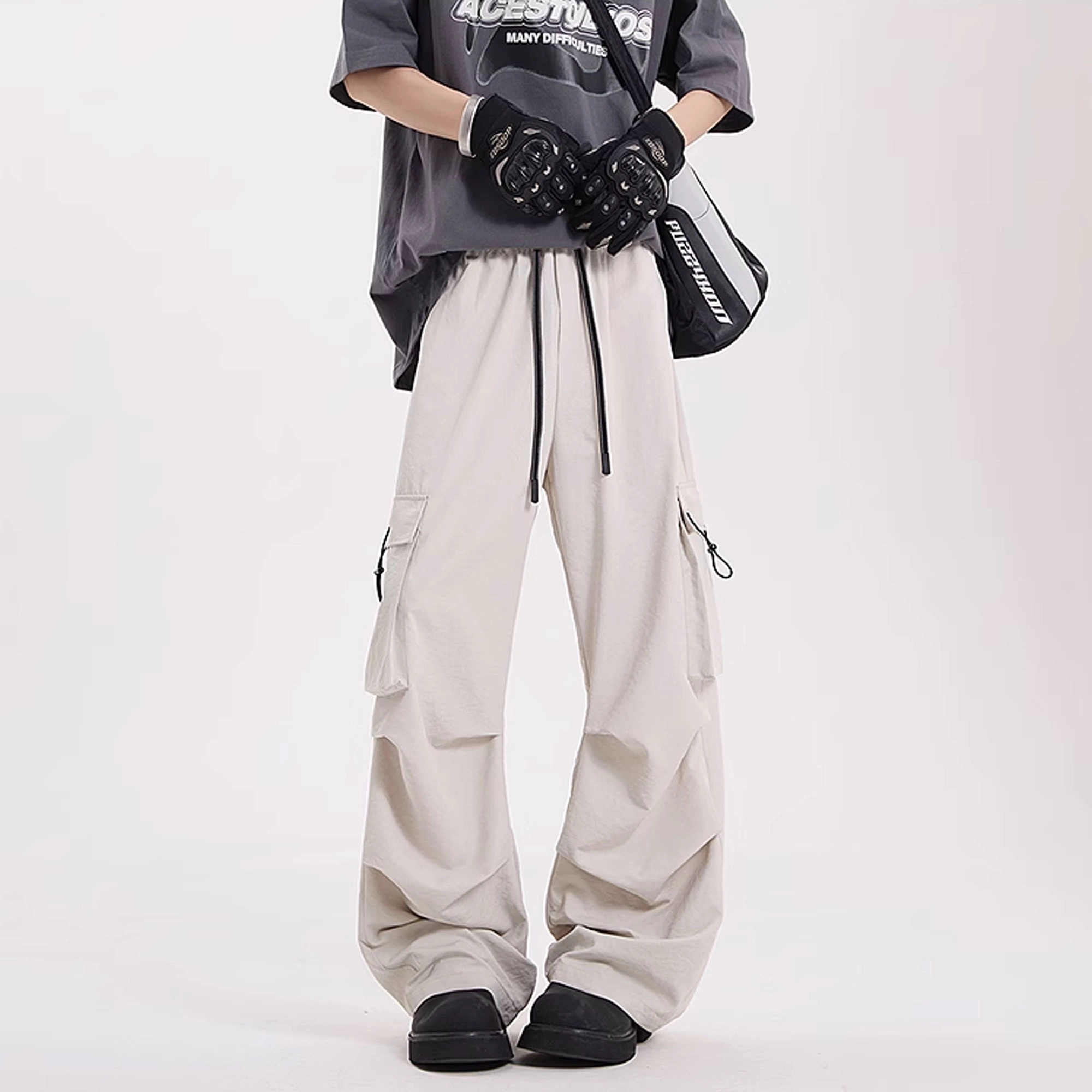 西行纪 美式复古高街机能风系带工装立体大口袋伞兵褶皱拖地裤亲肤凉感速干户外直筒阔腿时尚大码宽松百搭休闲裤 男女同款