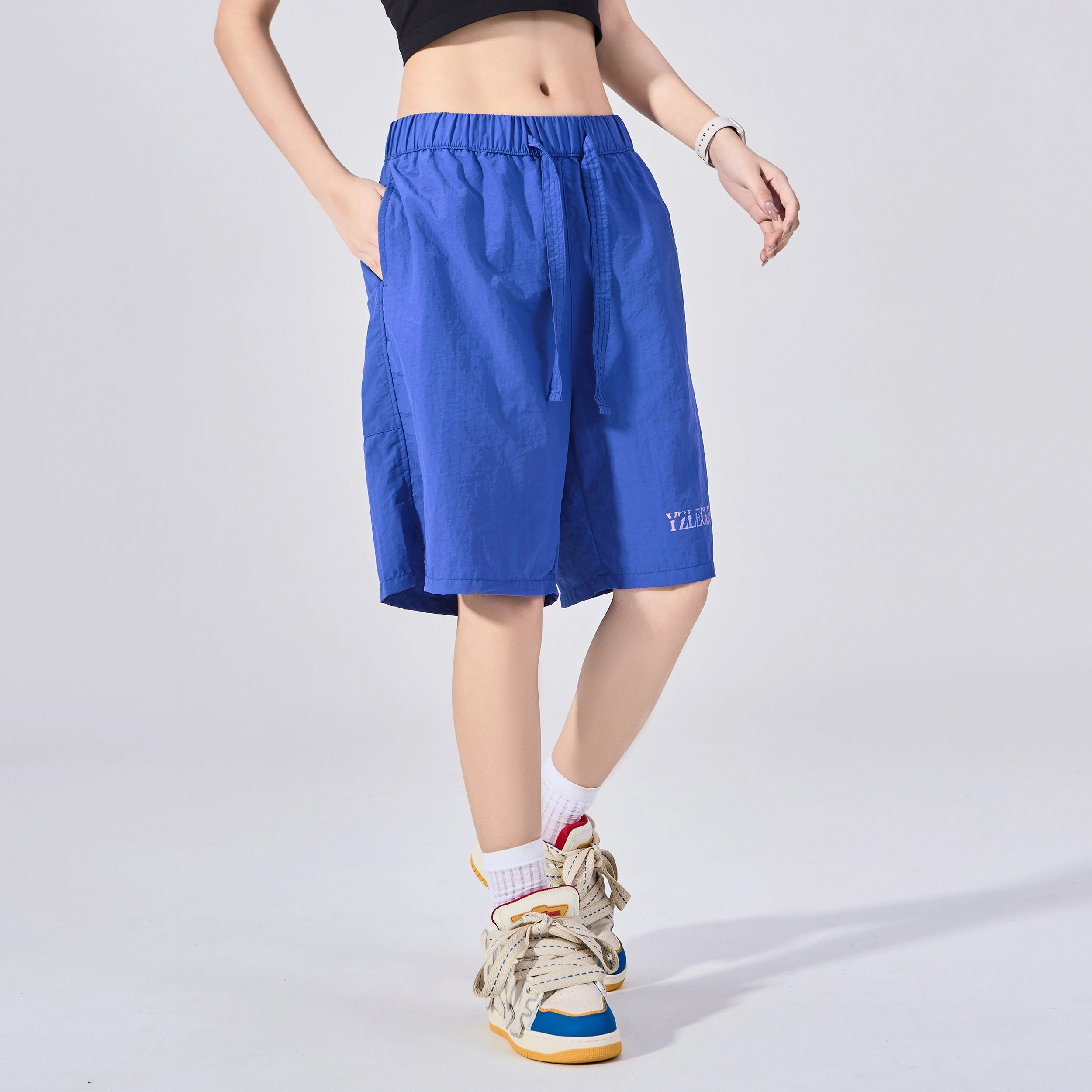 YZ
