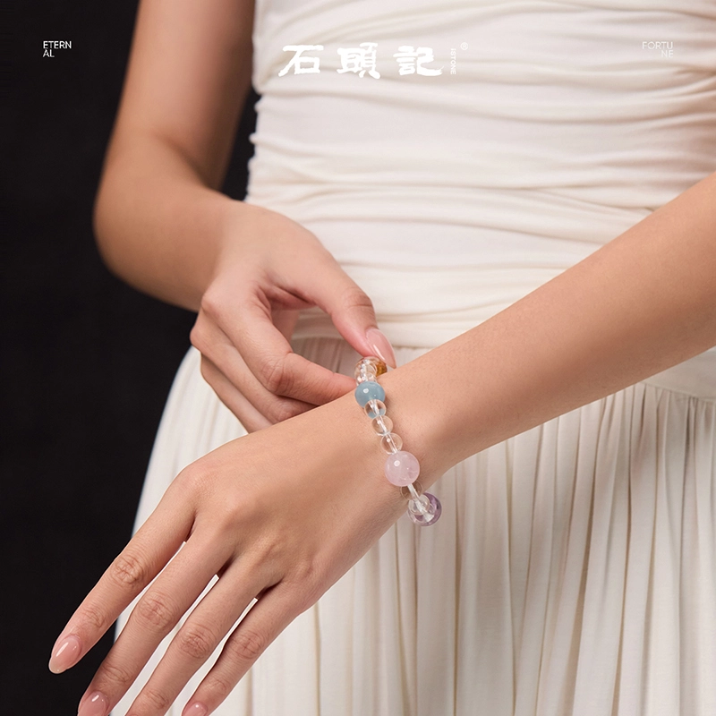 石头记 原创设计师款 多彩白雪 晶莹剔透 温润柔和细腻 净心 清冷氛围感 礼盒款天然 白水晶 手串 女款