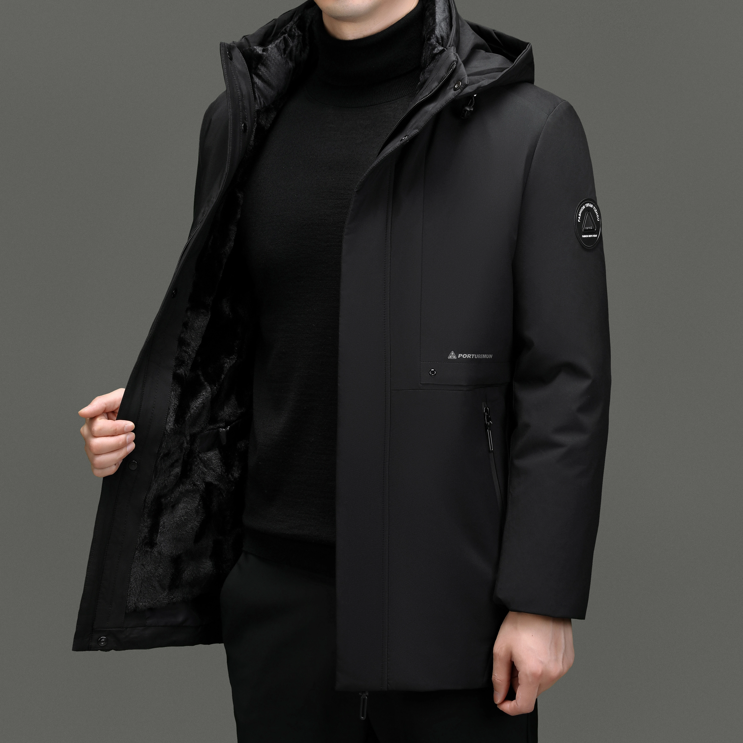PIERRE CARDIN 2025
