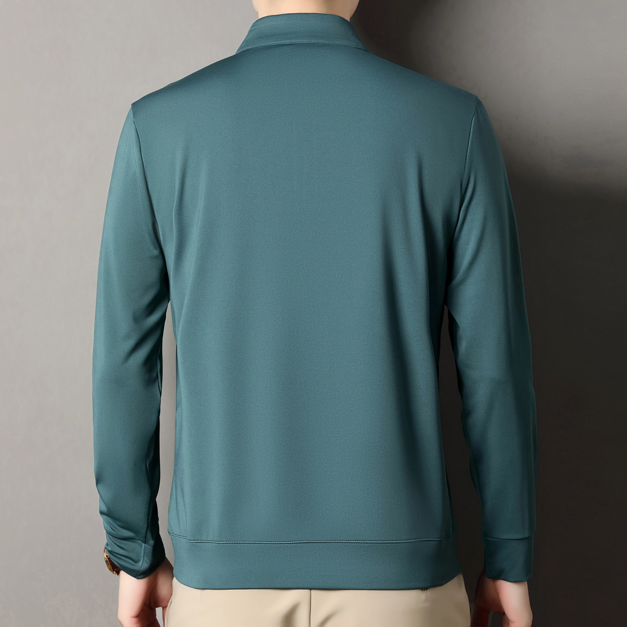PIERRE CARDIN T