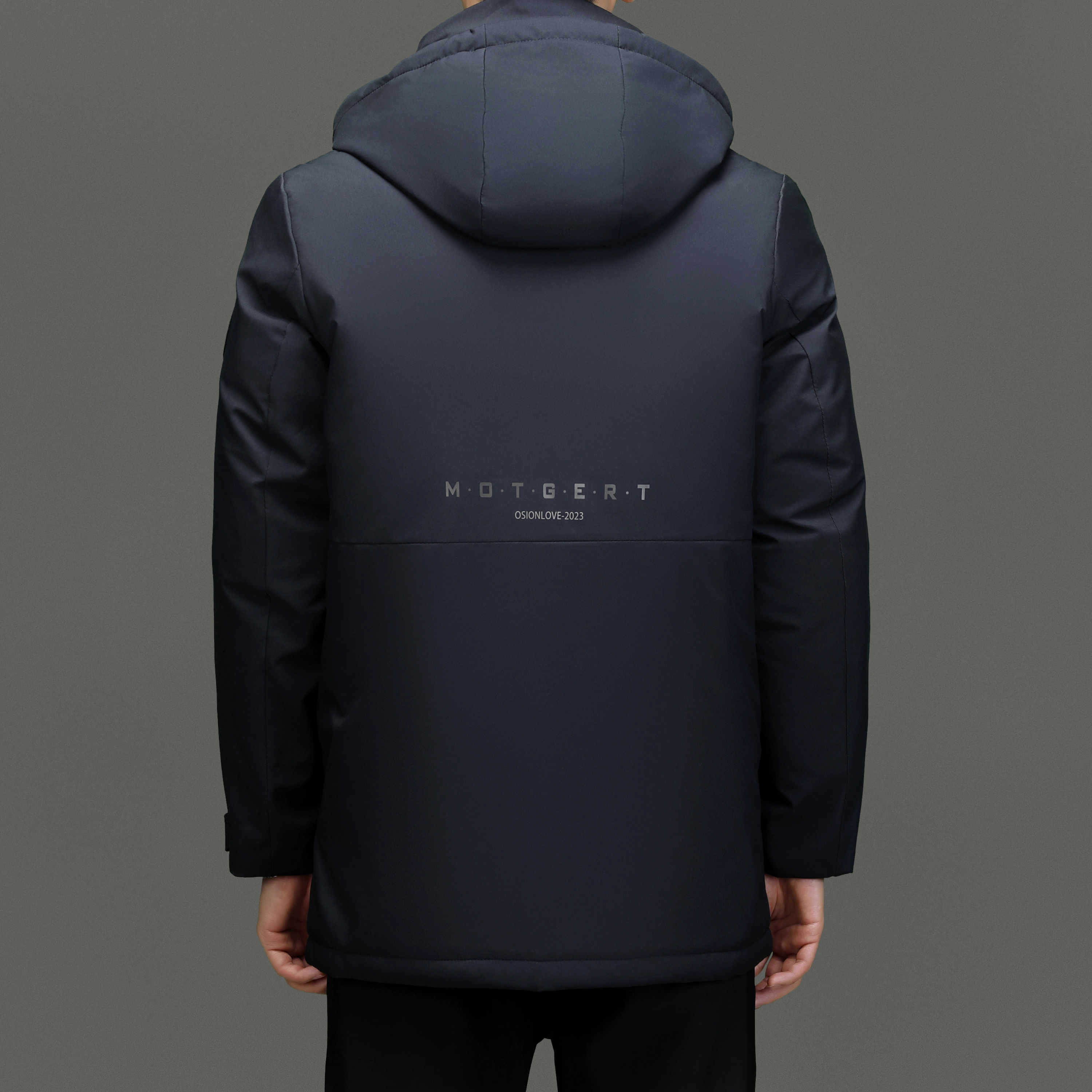 PIERRE CARDIN 2025