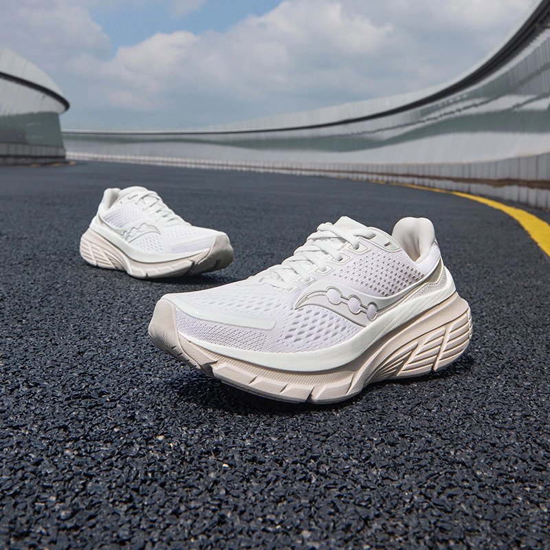 Saucony GUIDE 17