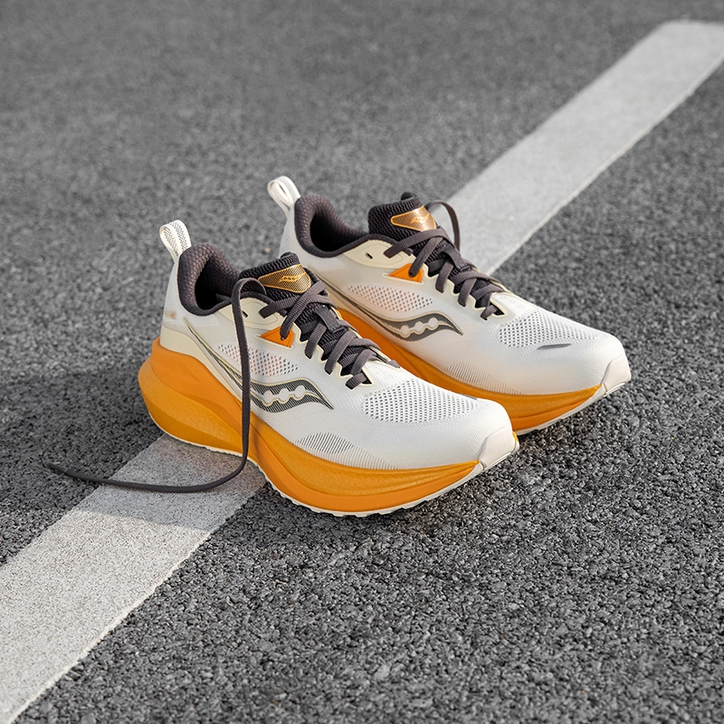 Saucony MARSHAL