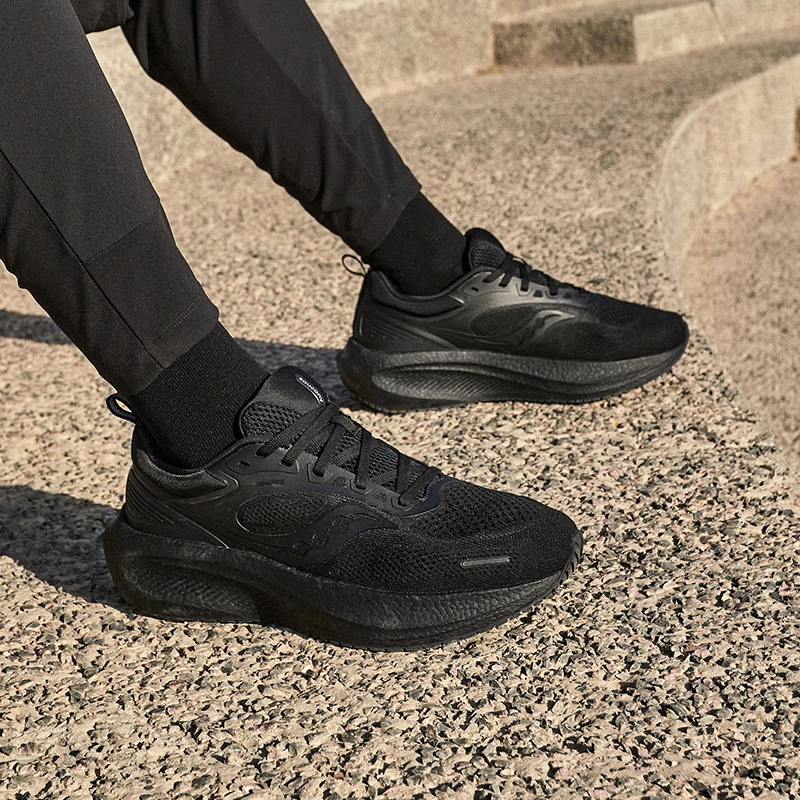 Saucony Surge 3