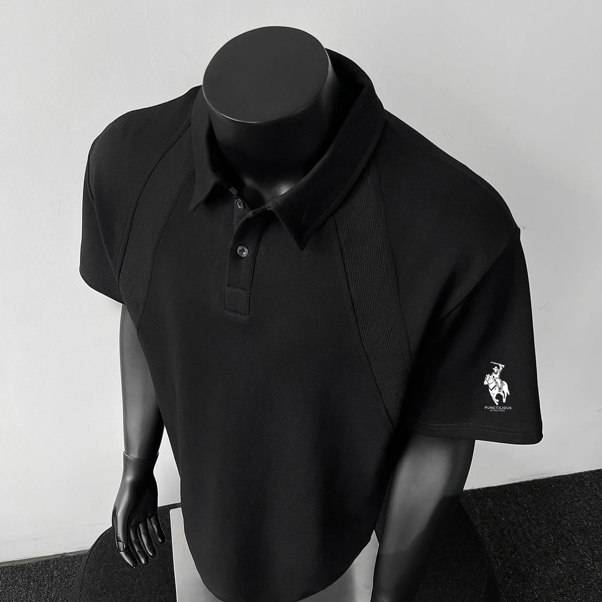 PUNCTILIOUS boxyVIBEcleanfitPOLO