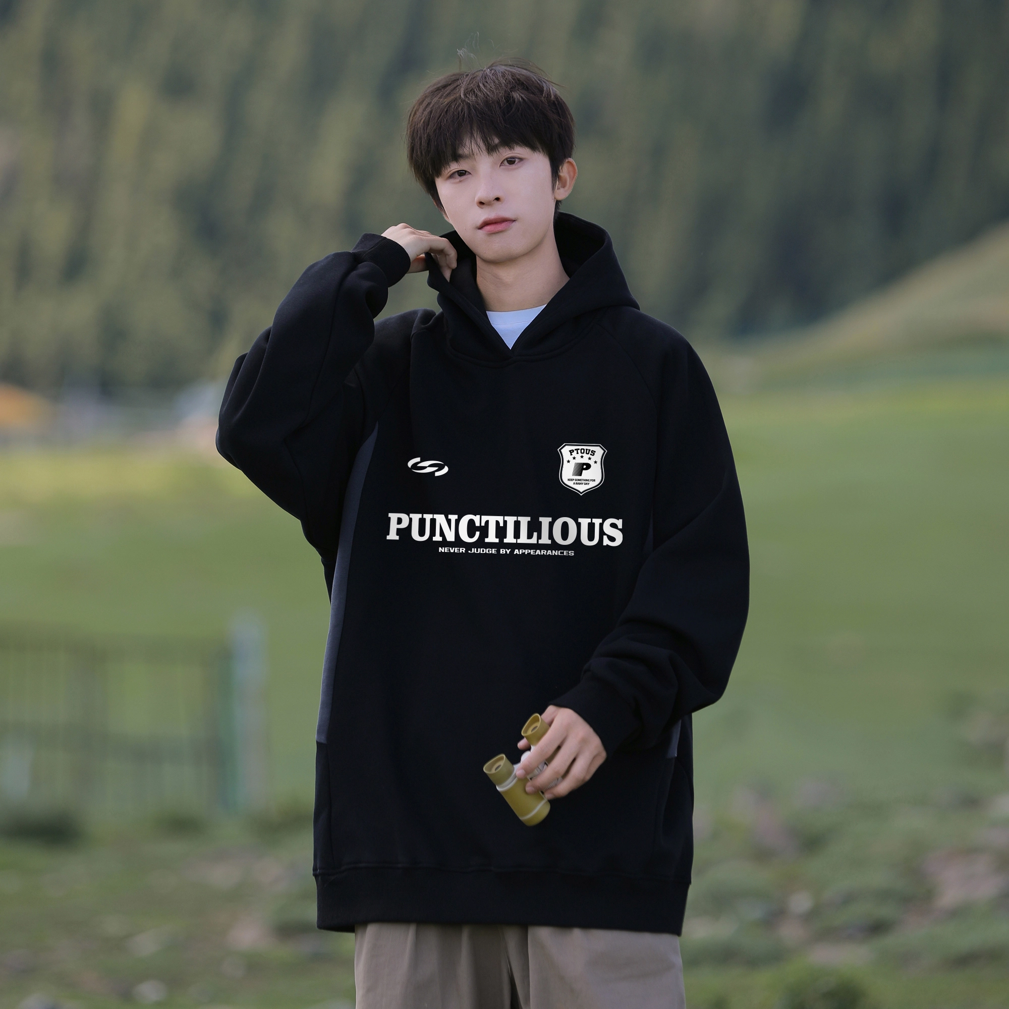 PUNCTILIOUS
