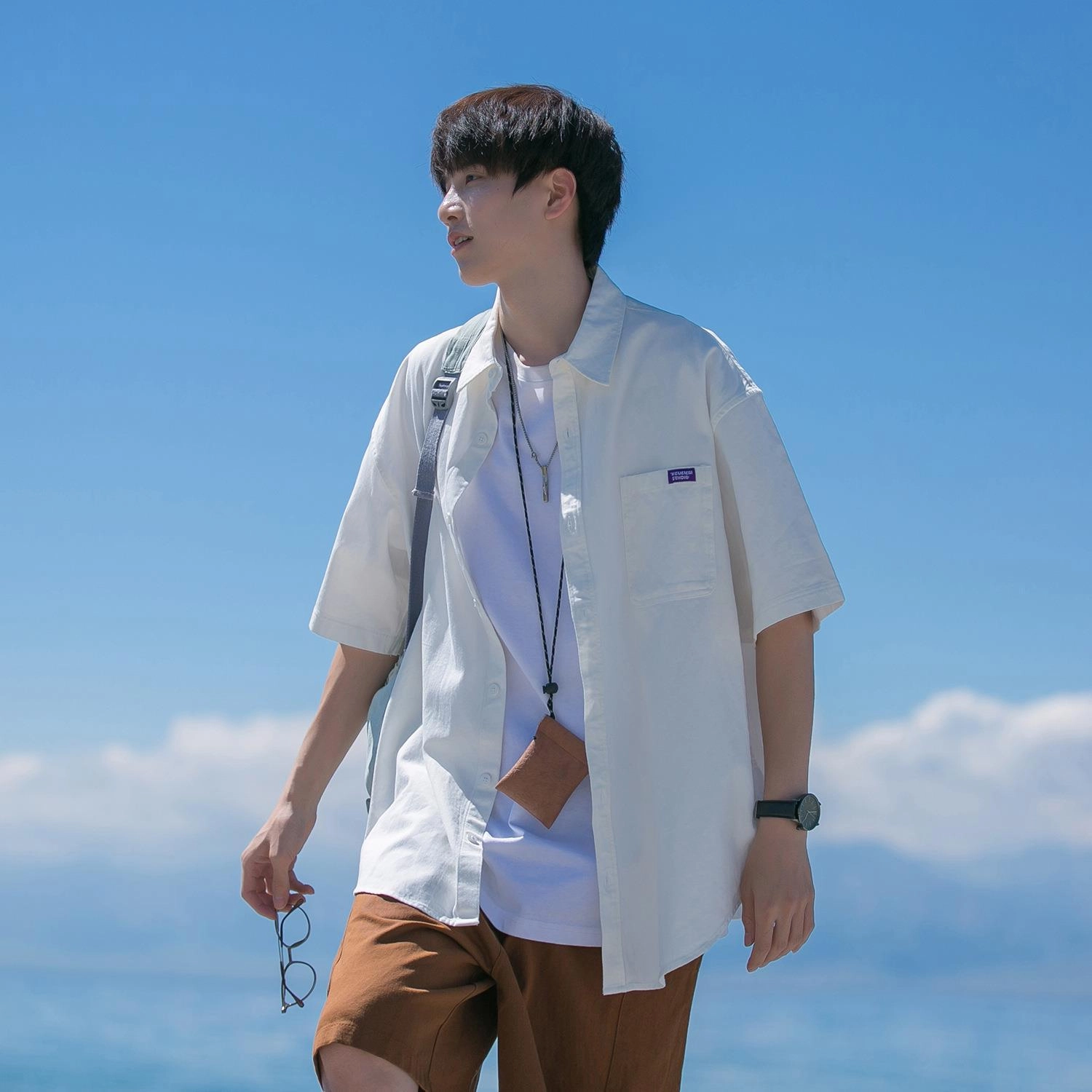 玉儿恋 纯色设计休闲港风翻领落肩宽松纽扣短袖衬衫 男款