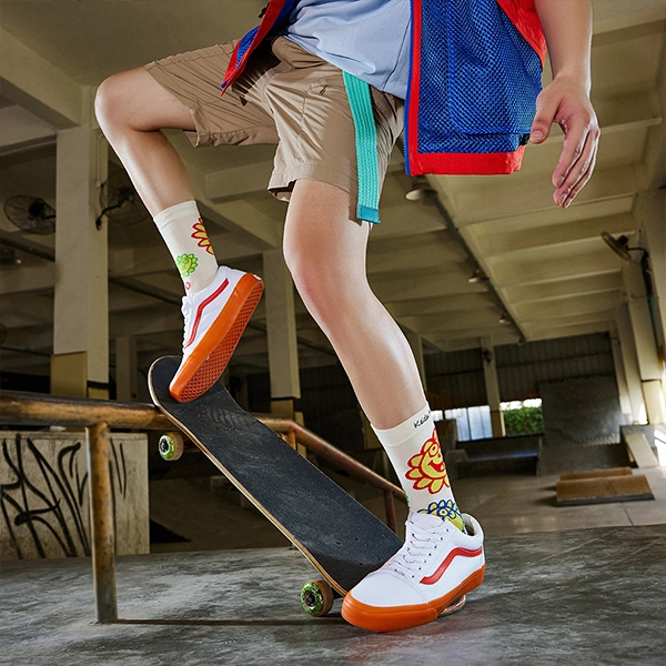 Stance x KEITH HARING 1