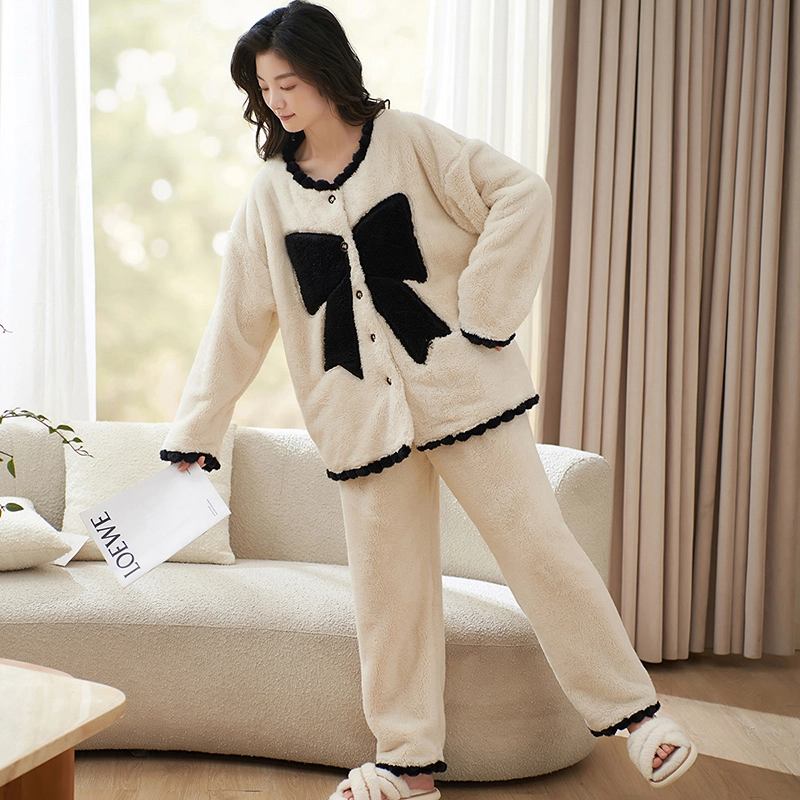 小情歌 家居服睡衣 珊瑚绒保暖睡衣女秋冬家居服女冬季大码长袖长裤女士小清新风蝴蝶结设计家居套装 女款 米白色