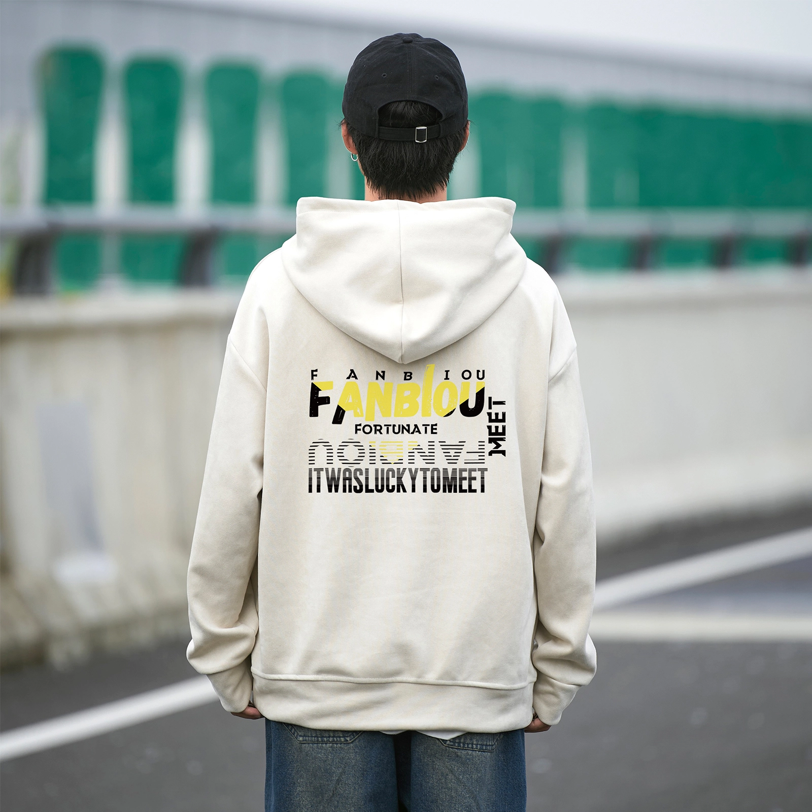 范比欧 字母印花宽松连帽休闲卫衣 男女同款
