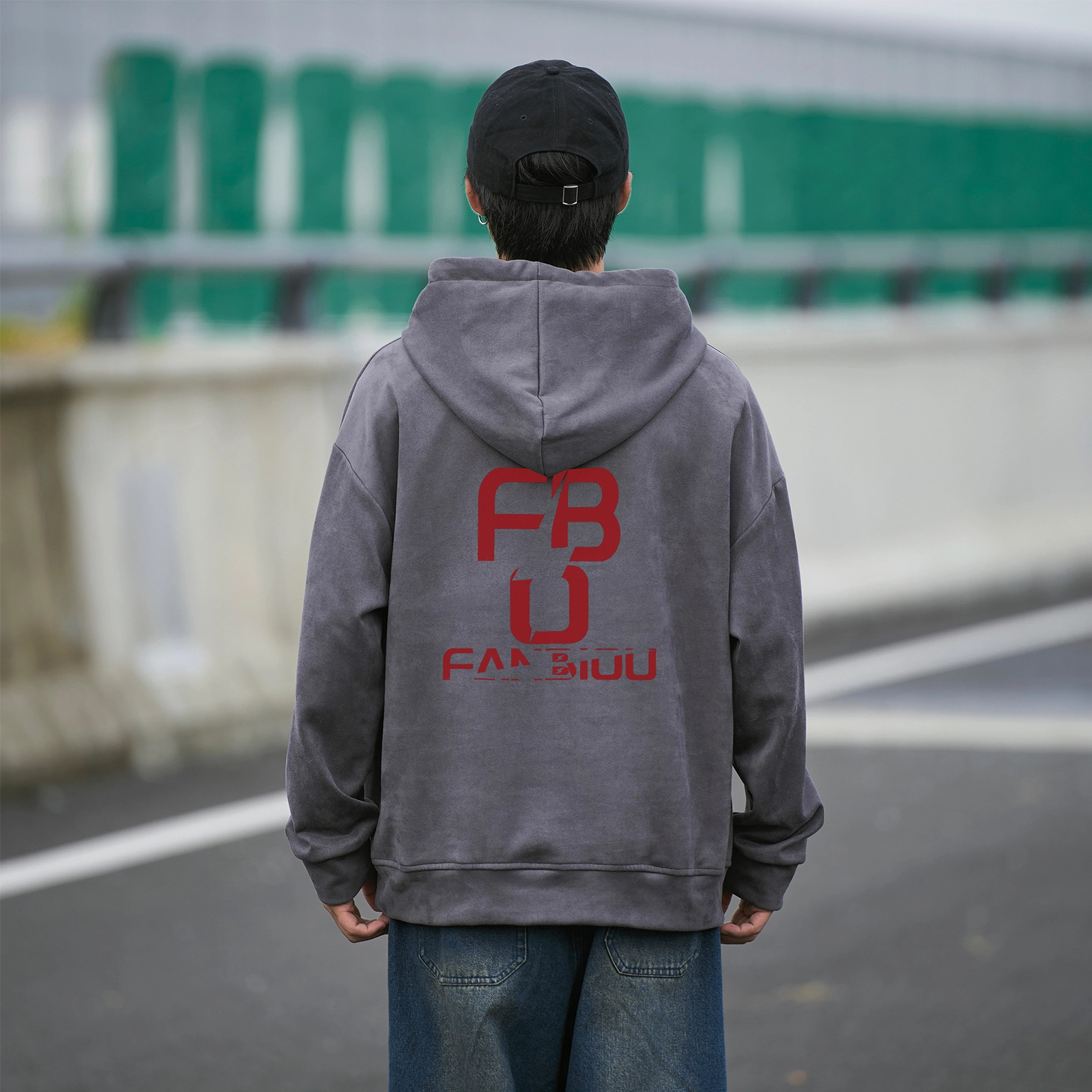 范比欧 字母印花休闲宽松连帽套头卫衣 男女同款