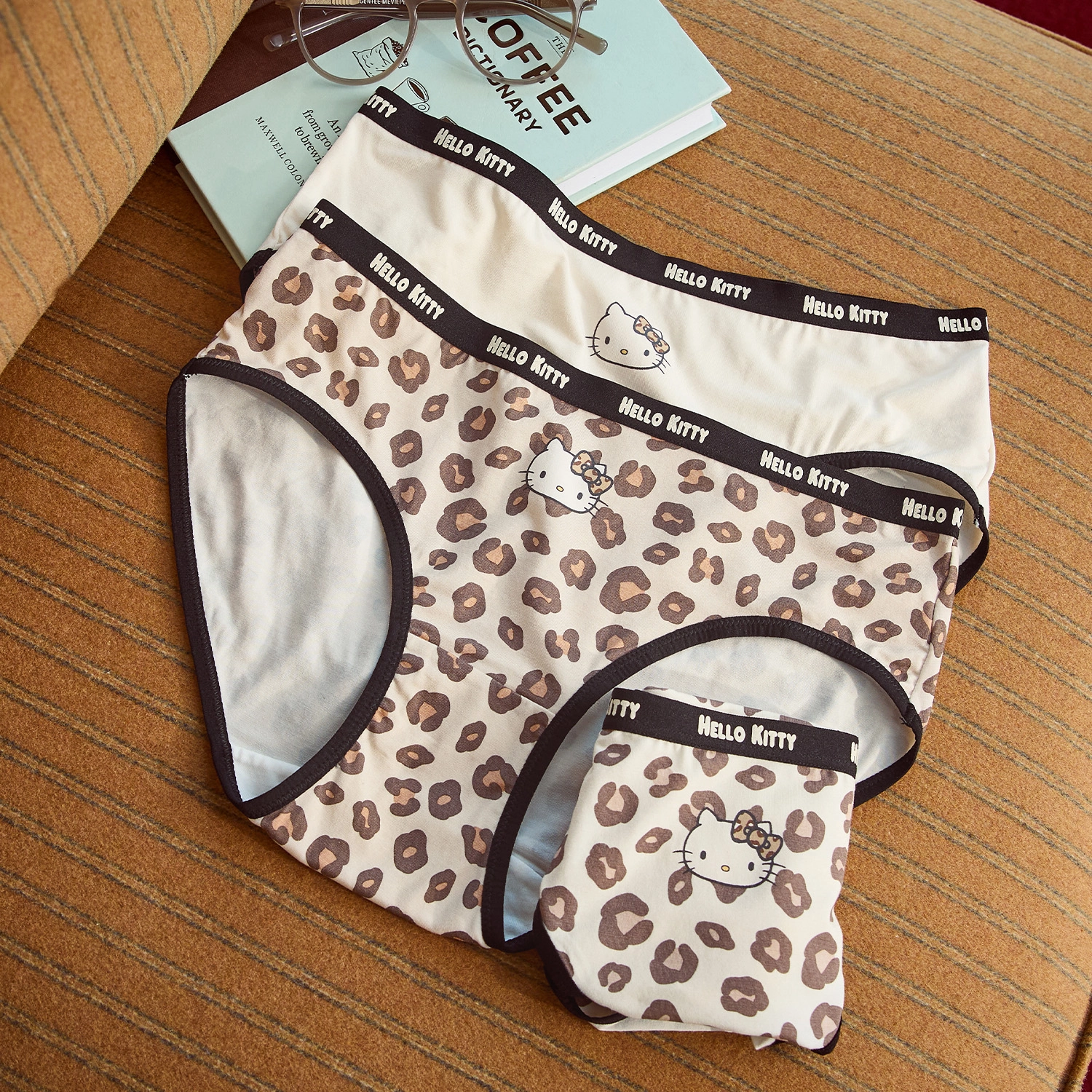 GUKOO x Hello Kitty 3