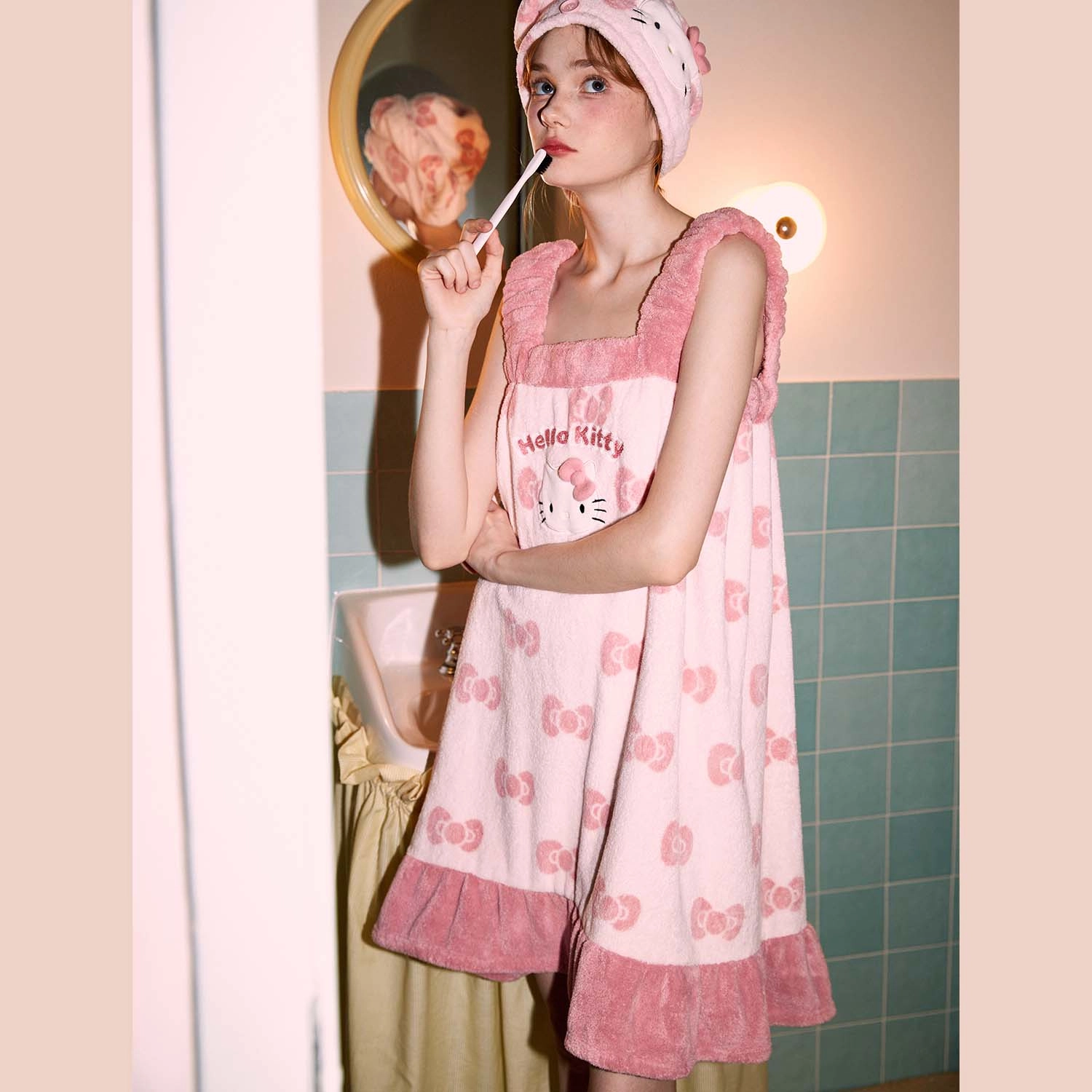 GUKOO x Hello Kitty