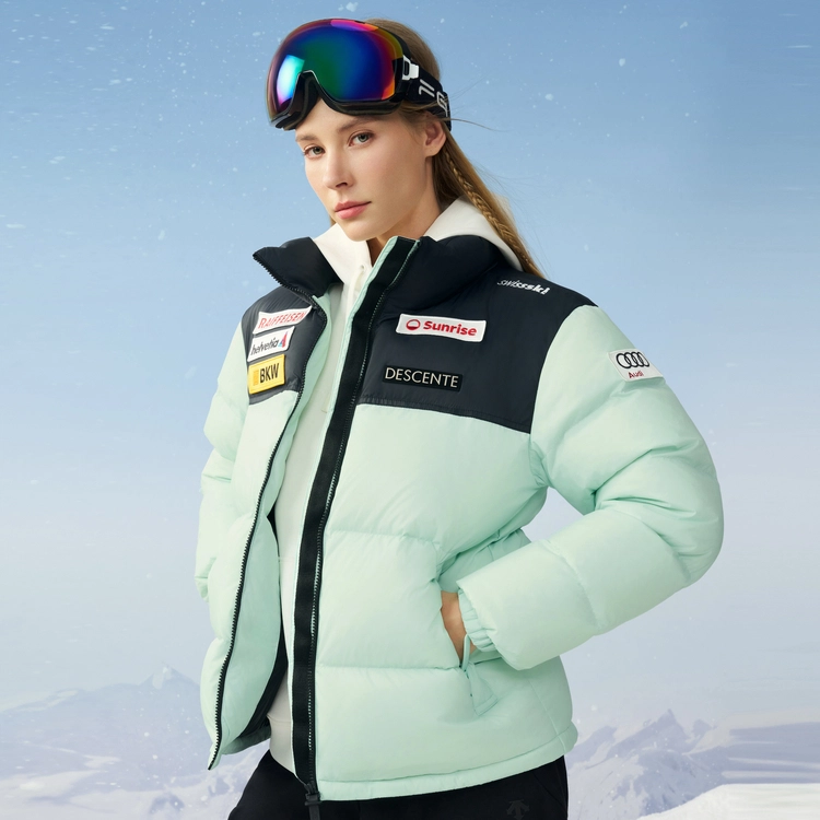 DESCENTE Ski style