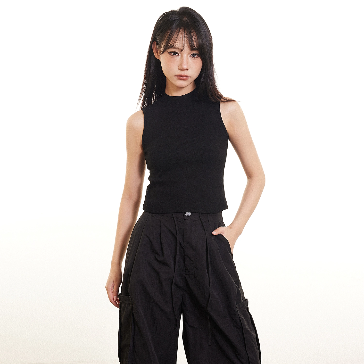 佐贝卡 修身打底外穿休闲短款修身辣妹小高领白色背心 女款