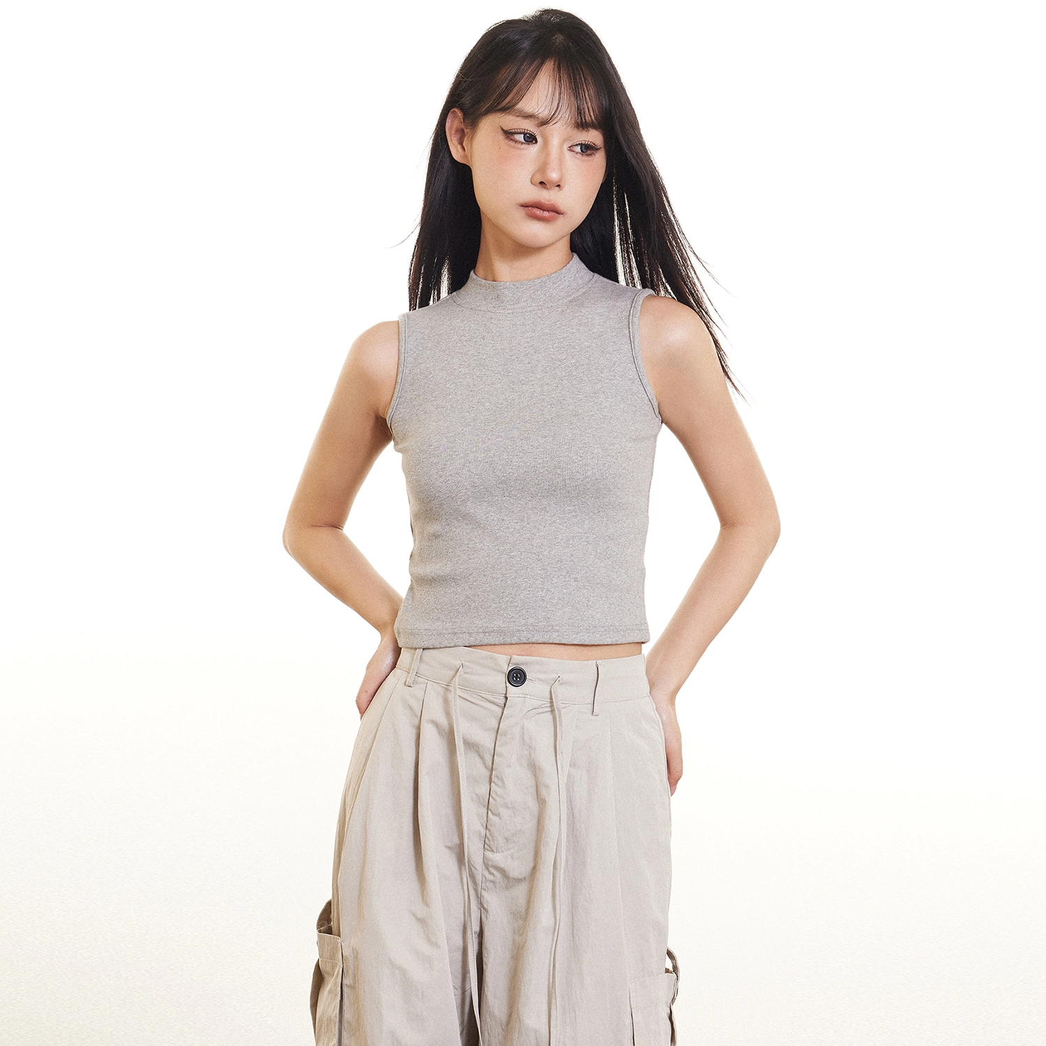佐贝卡 修身打底外穿休闲短款修身辣妹小高领白色背心 女款
