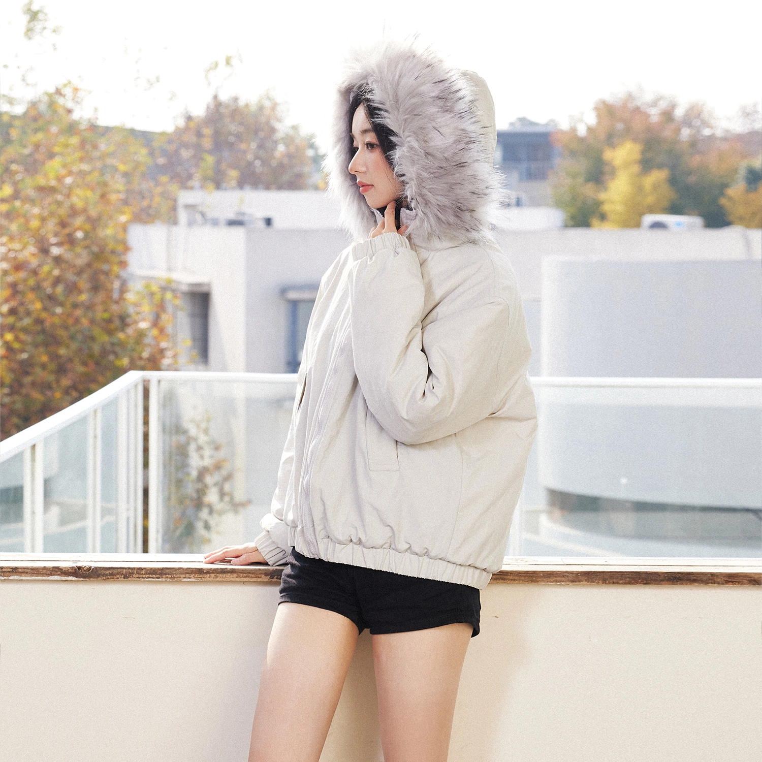 佐贝卡 加厚毛领连帽宽松夹棉保暖短款棉服 女款