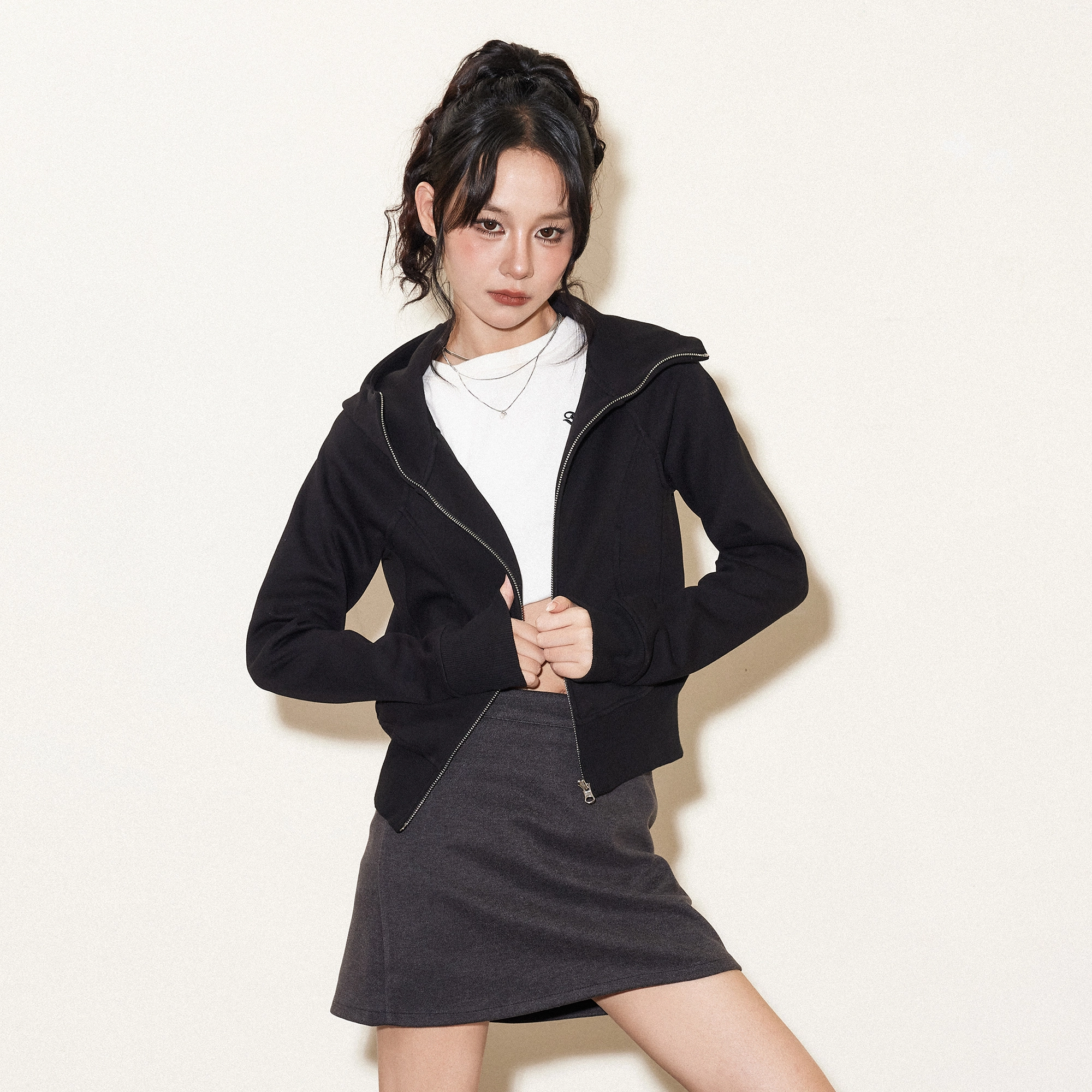 佐贝卡 美式复古春连帽开衫黑色外套短款修身卫衣 女款