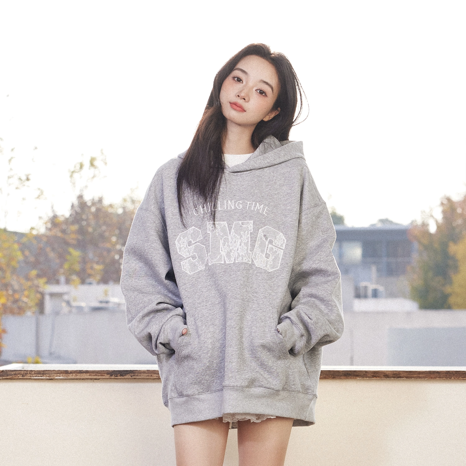 佐贝卡 字母蕾丝贴布绣宽松加厚连帽卫衣 女款
