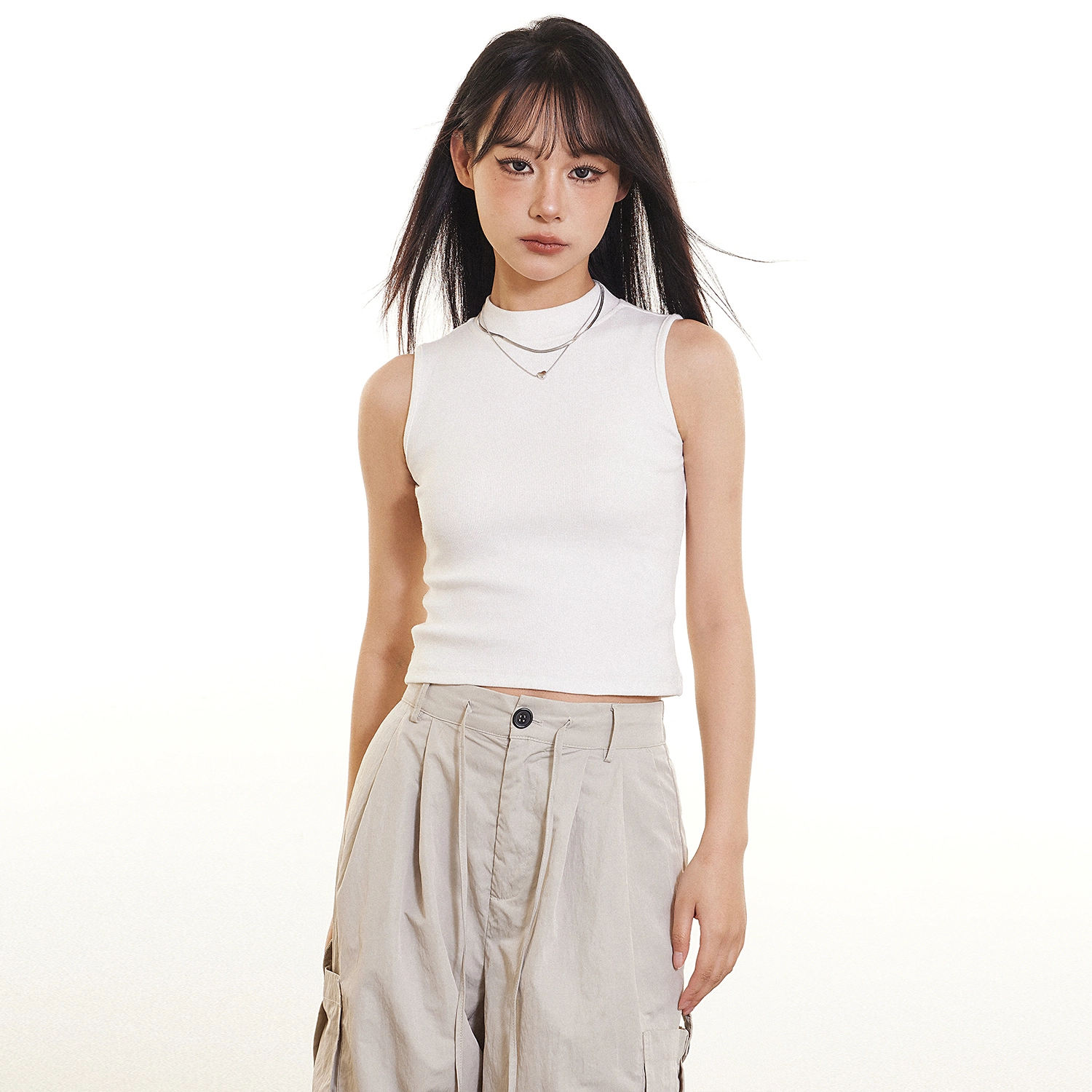 佐贝卡 修身打底外穿休闲短款修身辣妹小高领白色背心 女款