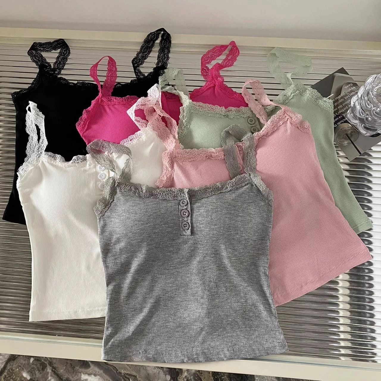 轻迎 蕾丝花边小背心带胸垫内搭外穿纯欲风甜美无袖上衣吊带 女款