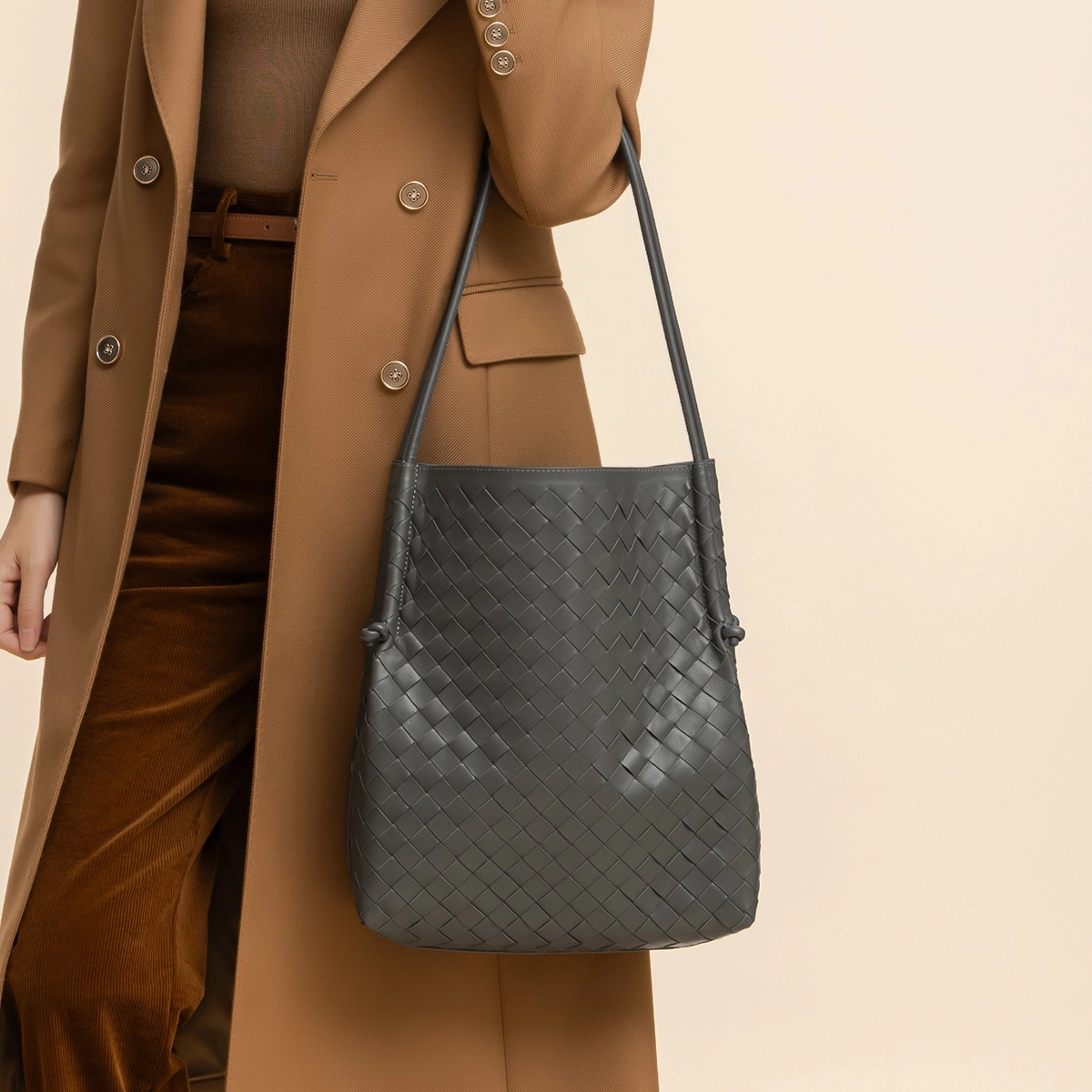 ROBERTA DI CAMERINO Tote