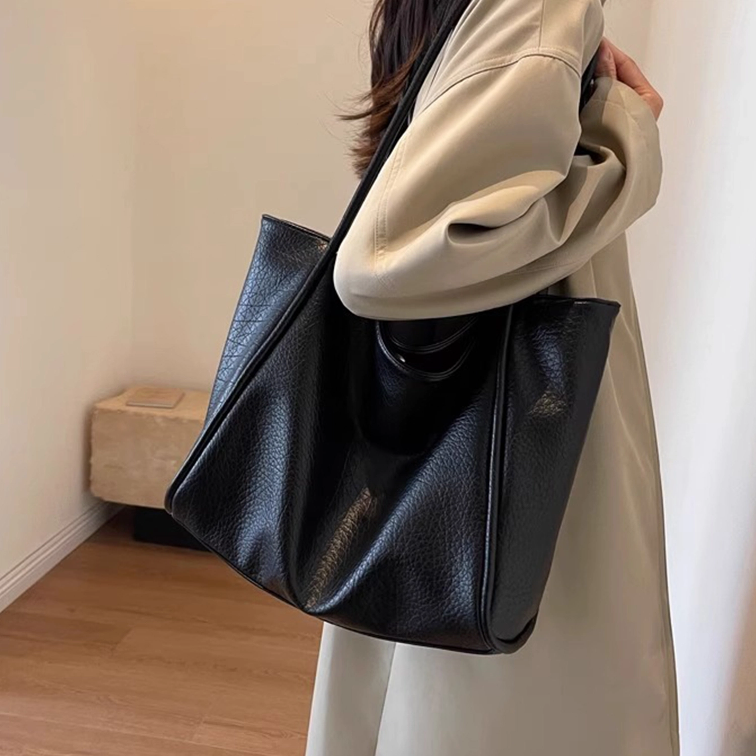 UNITE STAR PU Tote
