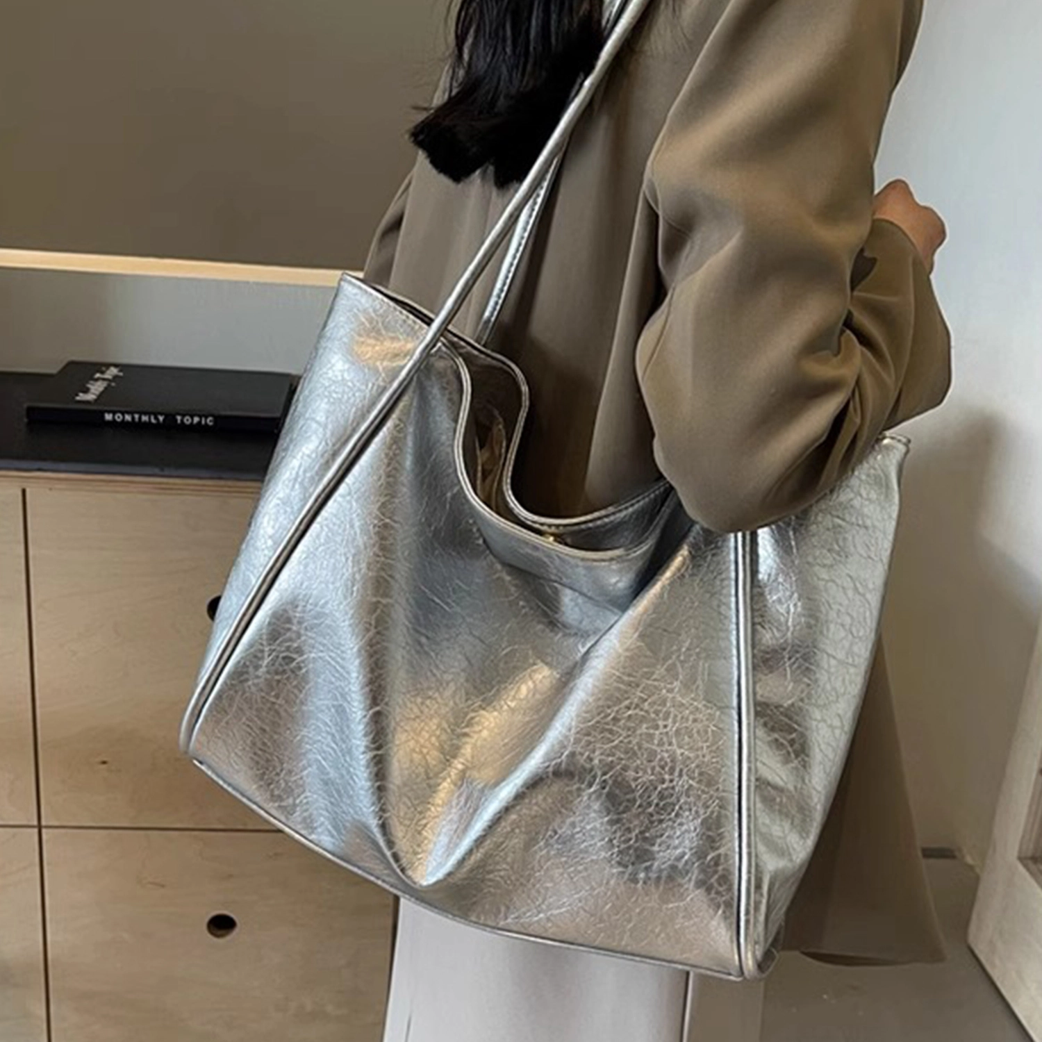 UNITE STAR PU Tote