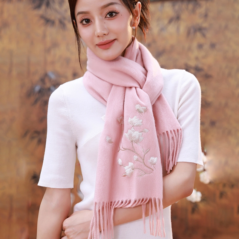 杭丝路 刺绣简约花卉百搭日常旗袍搭配 绵羊毛 绒线围巾 女款