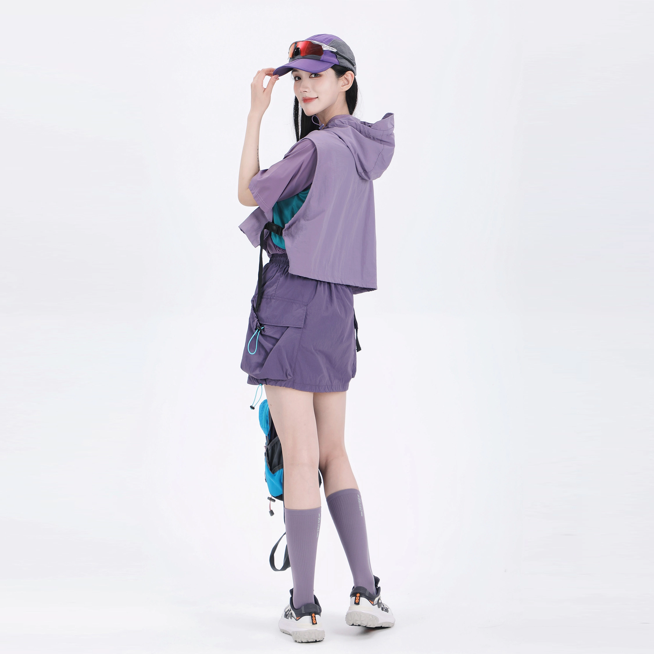 吉业重工 工装多口袋短款连帽马夹女学生多巴胺穿搭外套舒适时尚潮流都市设计感轻便马甲 女款