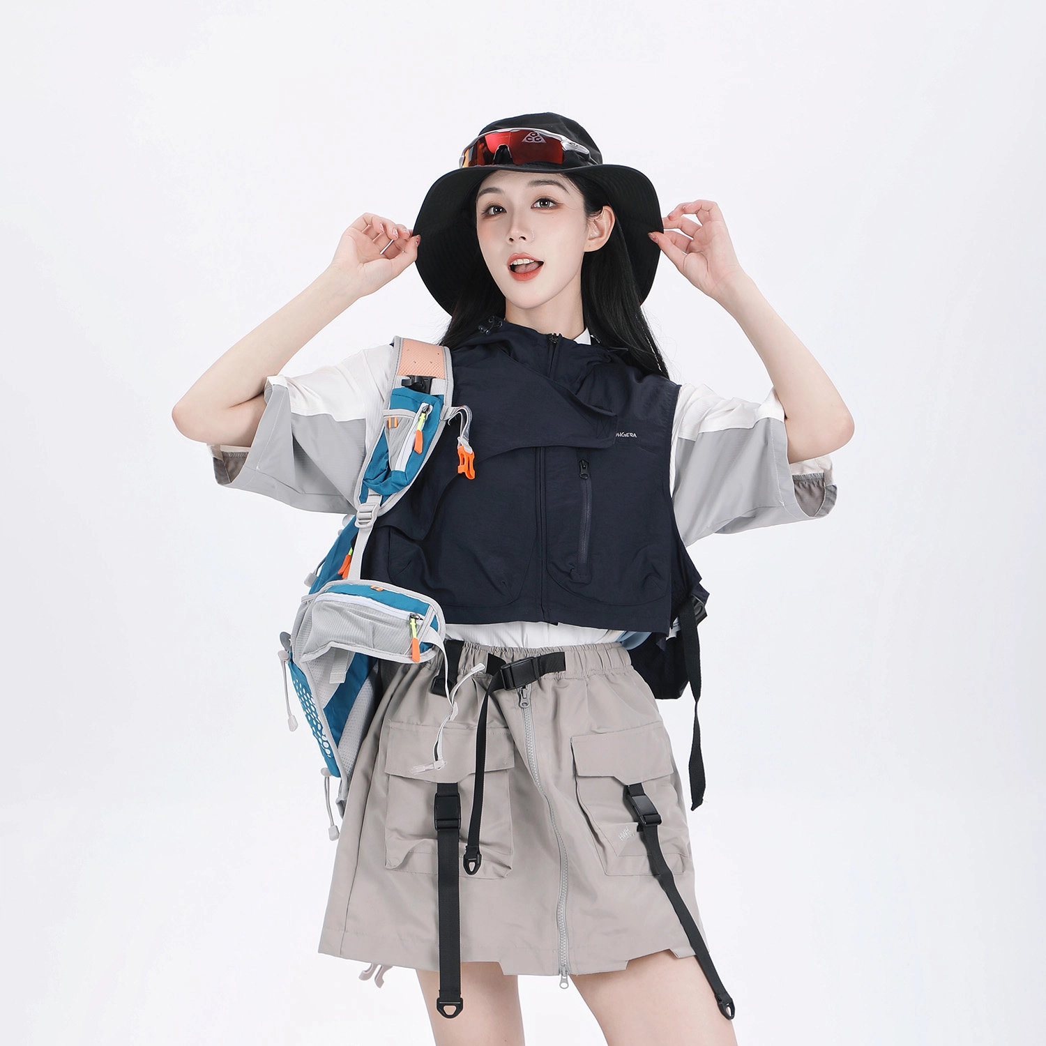 吉业重工 工装多口袋短款连帽马夹女学生多巴胺穿搭外套舒适时尚潮流都市设计感轻便马甲 女款