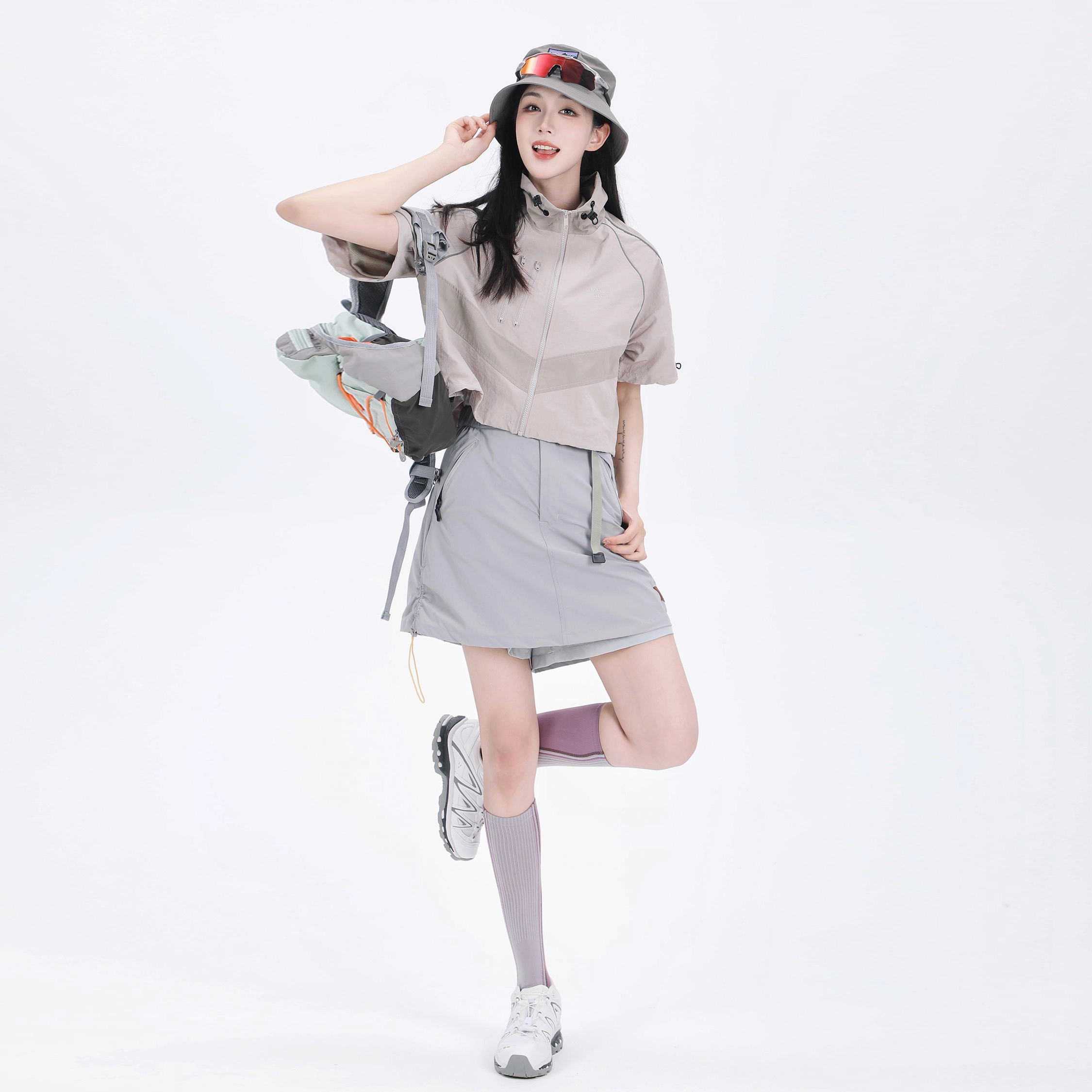 吉业重工 山系户外拼色立领拉链宽松短袖截短外套 女款