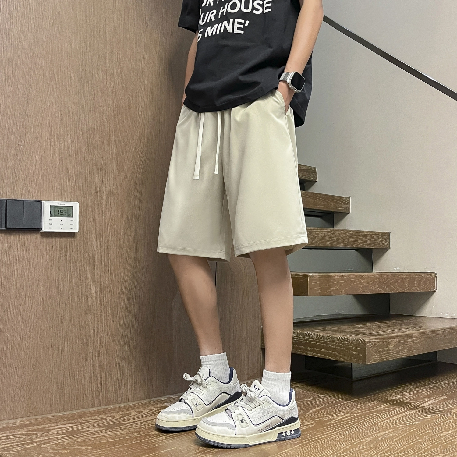 AWAO