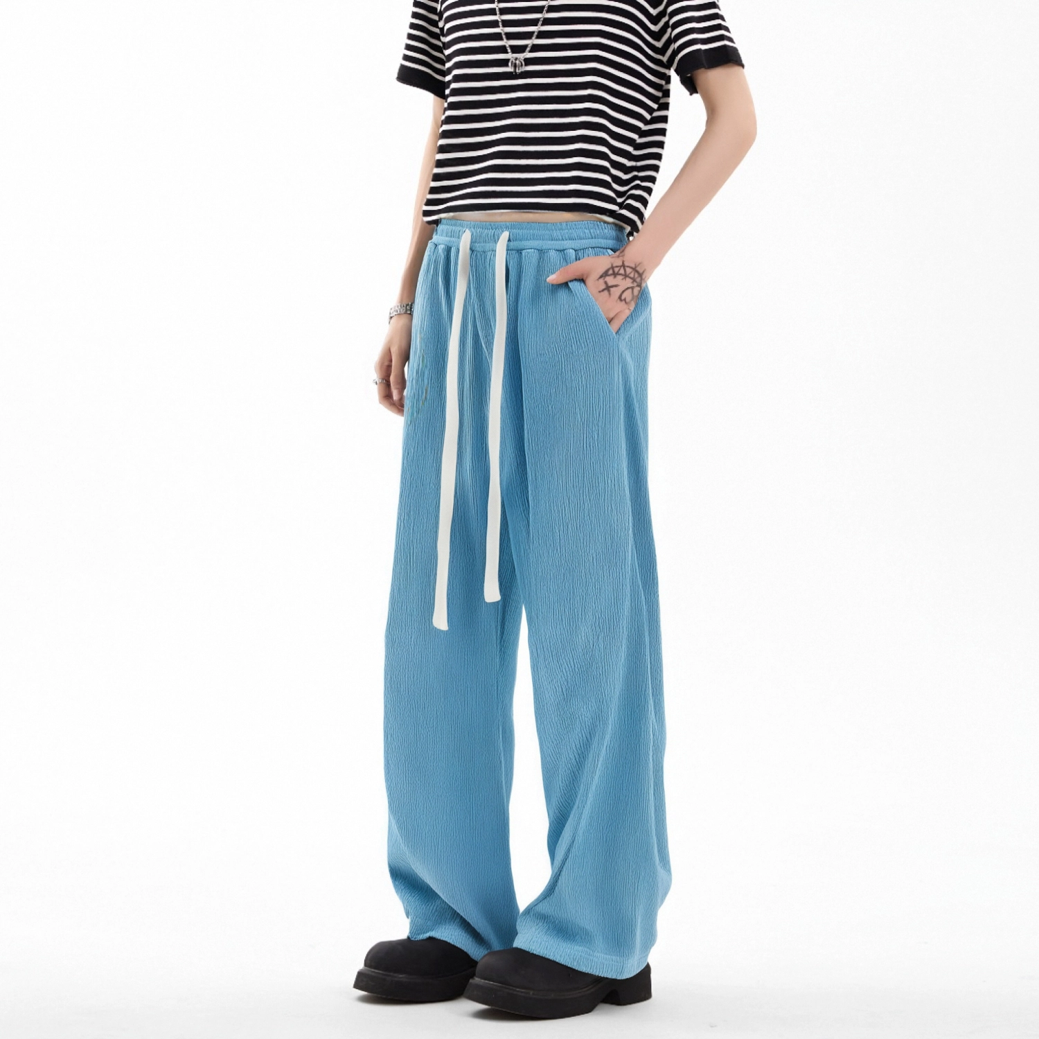 AWAO