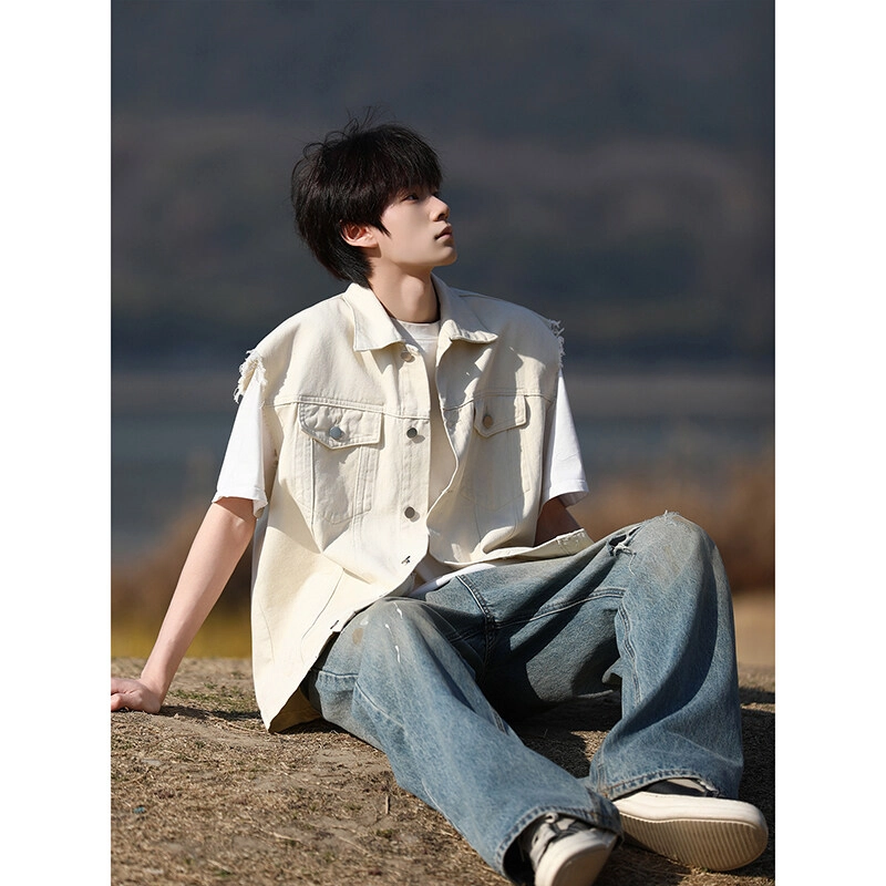 AWAO