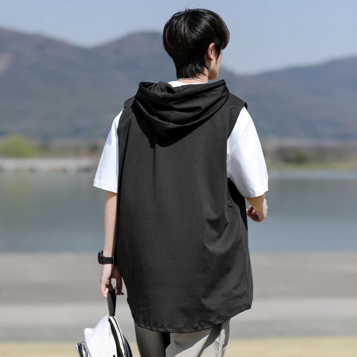 AWAO
