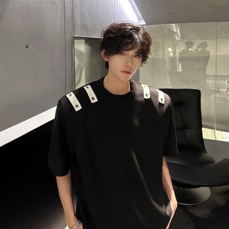 AWAO T