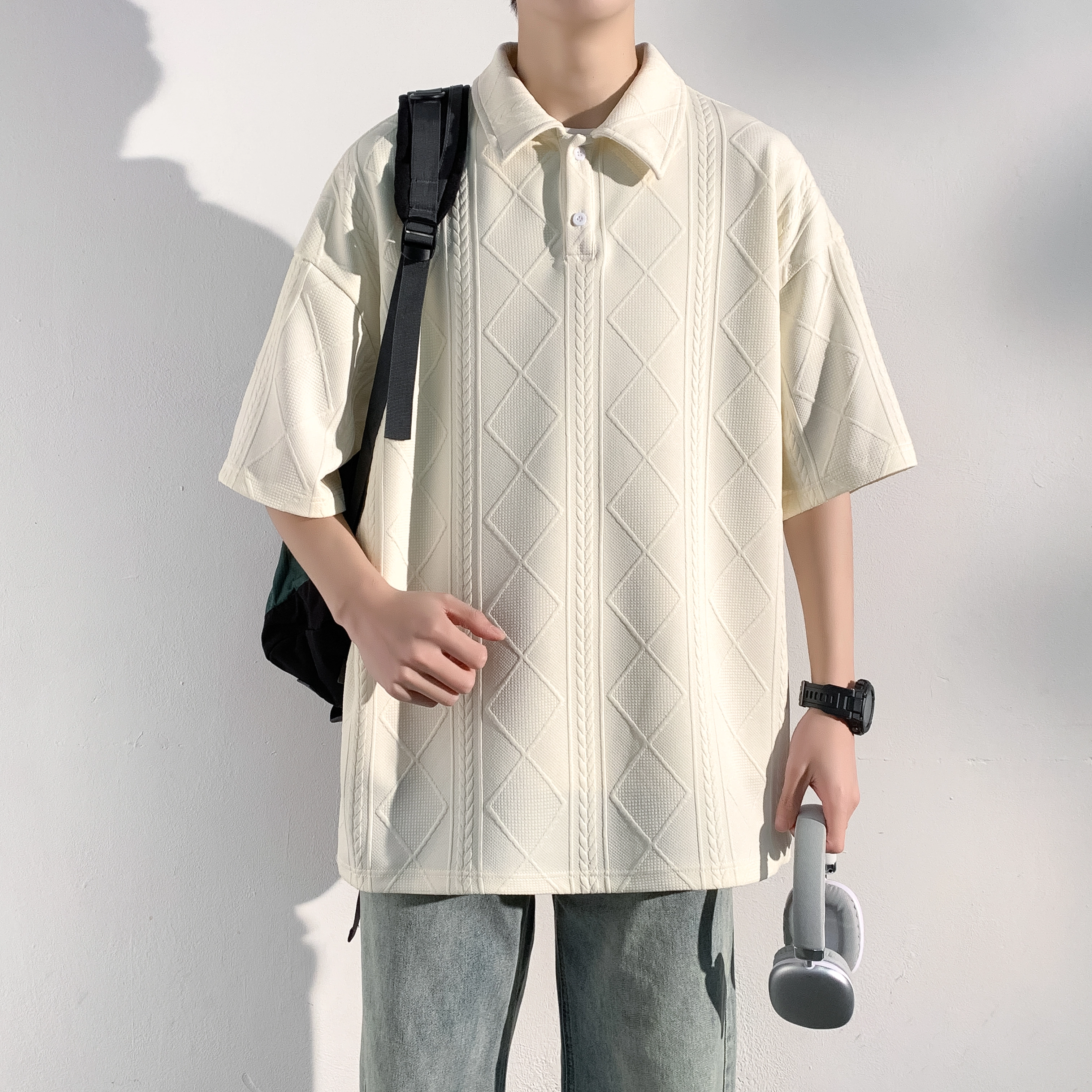 AWAO T