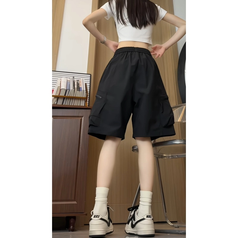 AWAO