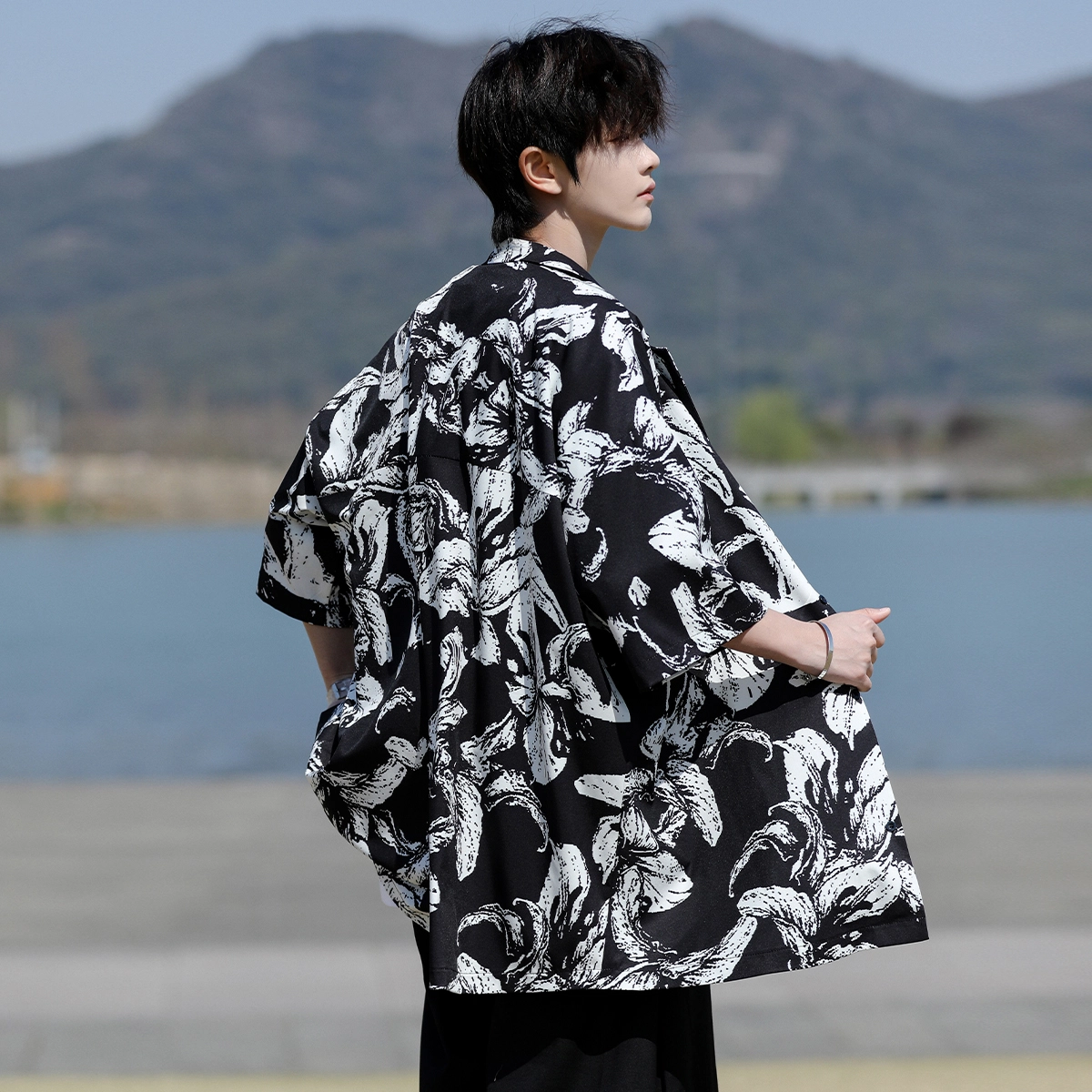 AWAO