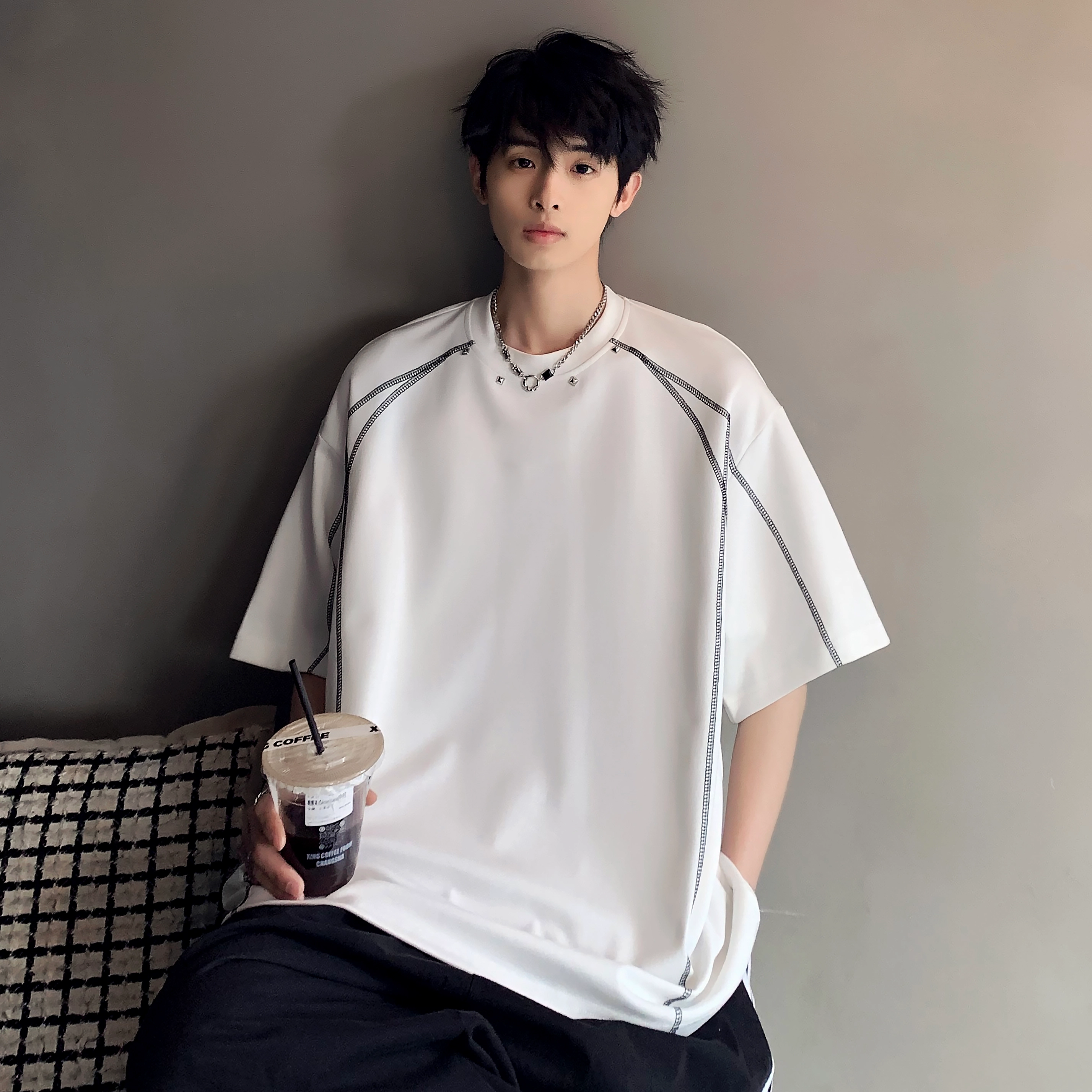 AWAO T