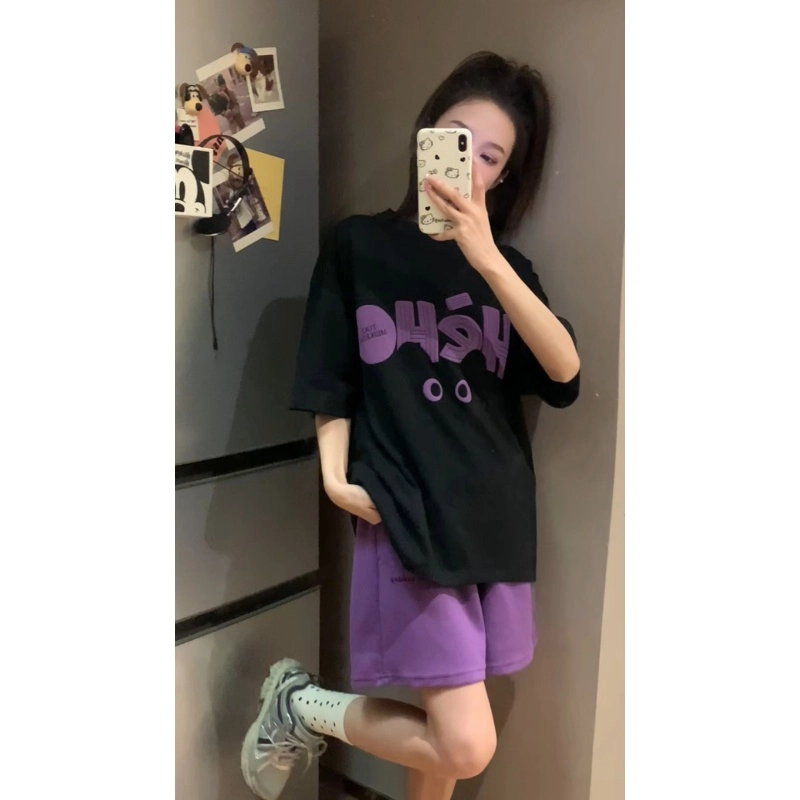 AWAO logoT