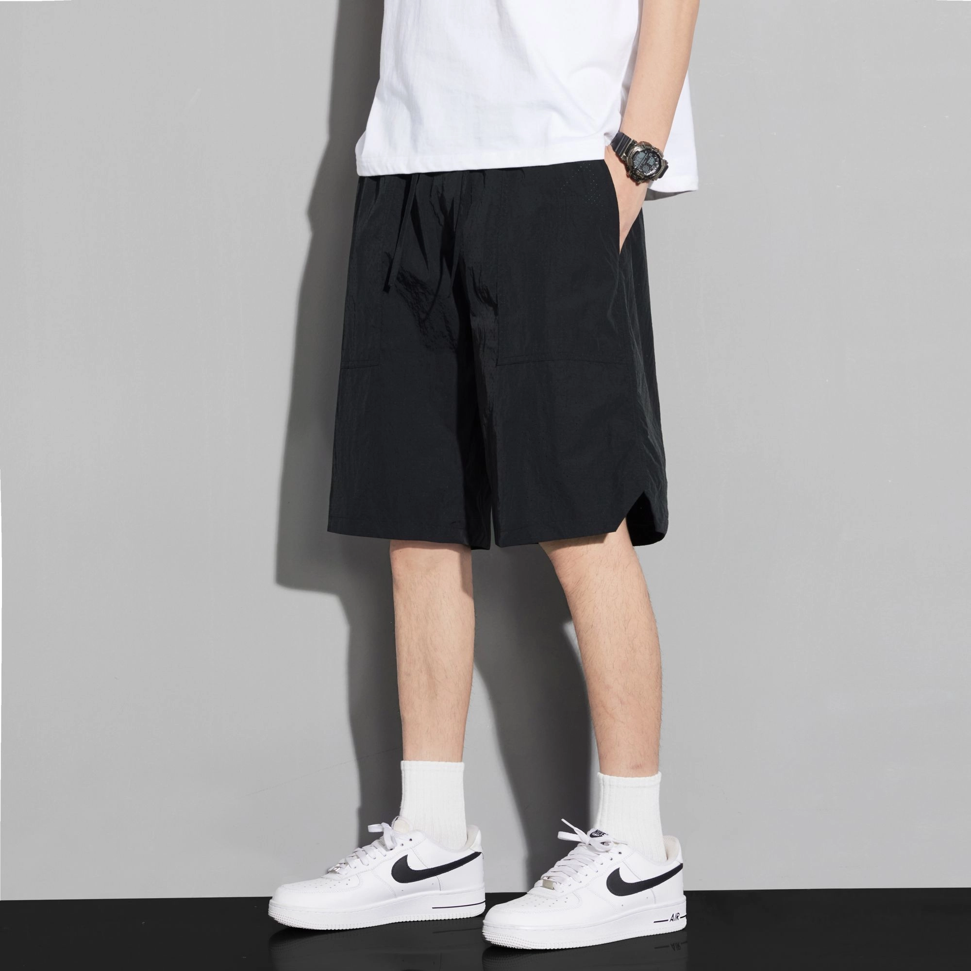 AWAO