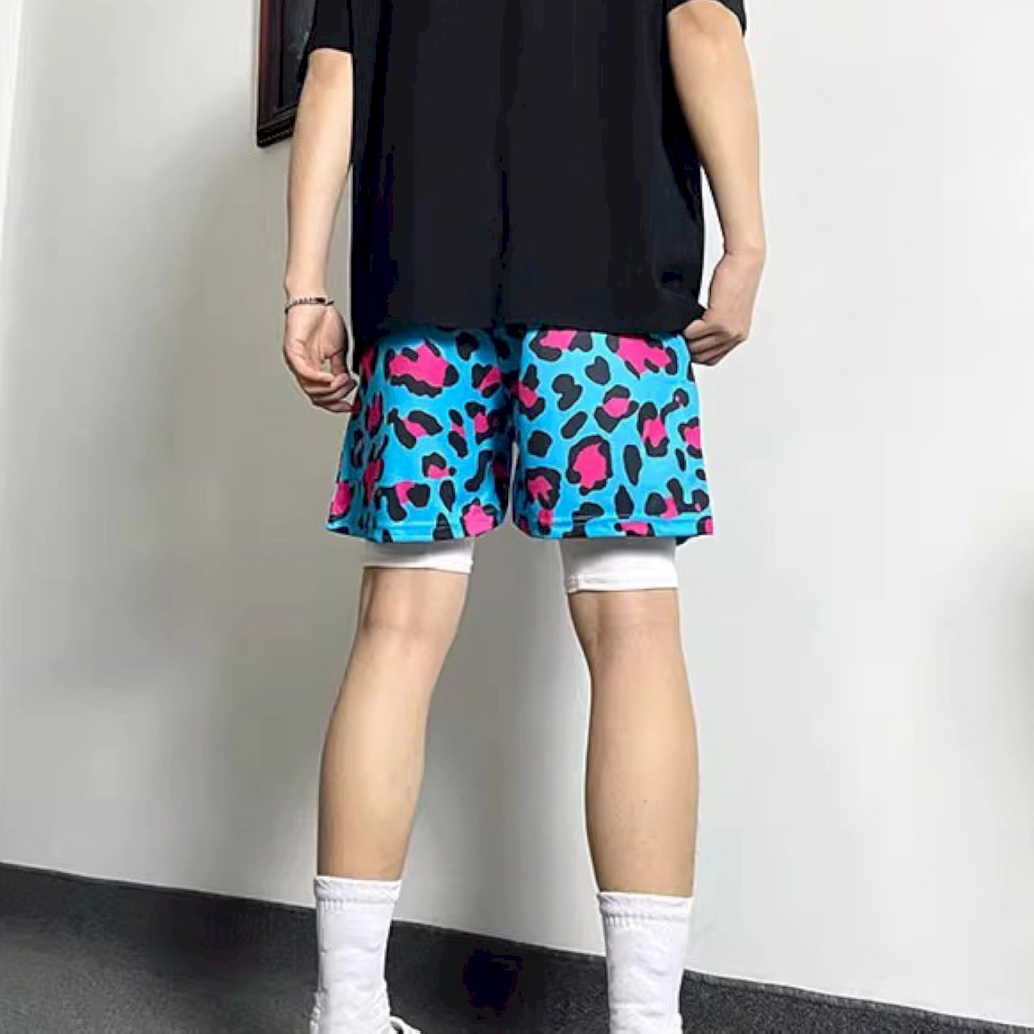AWAO